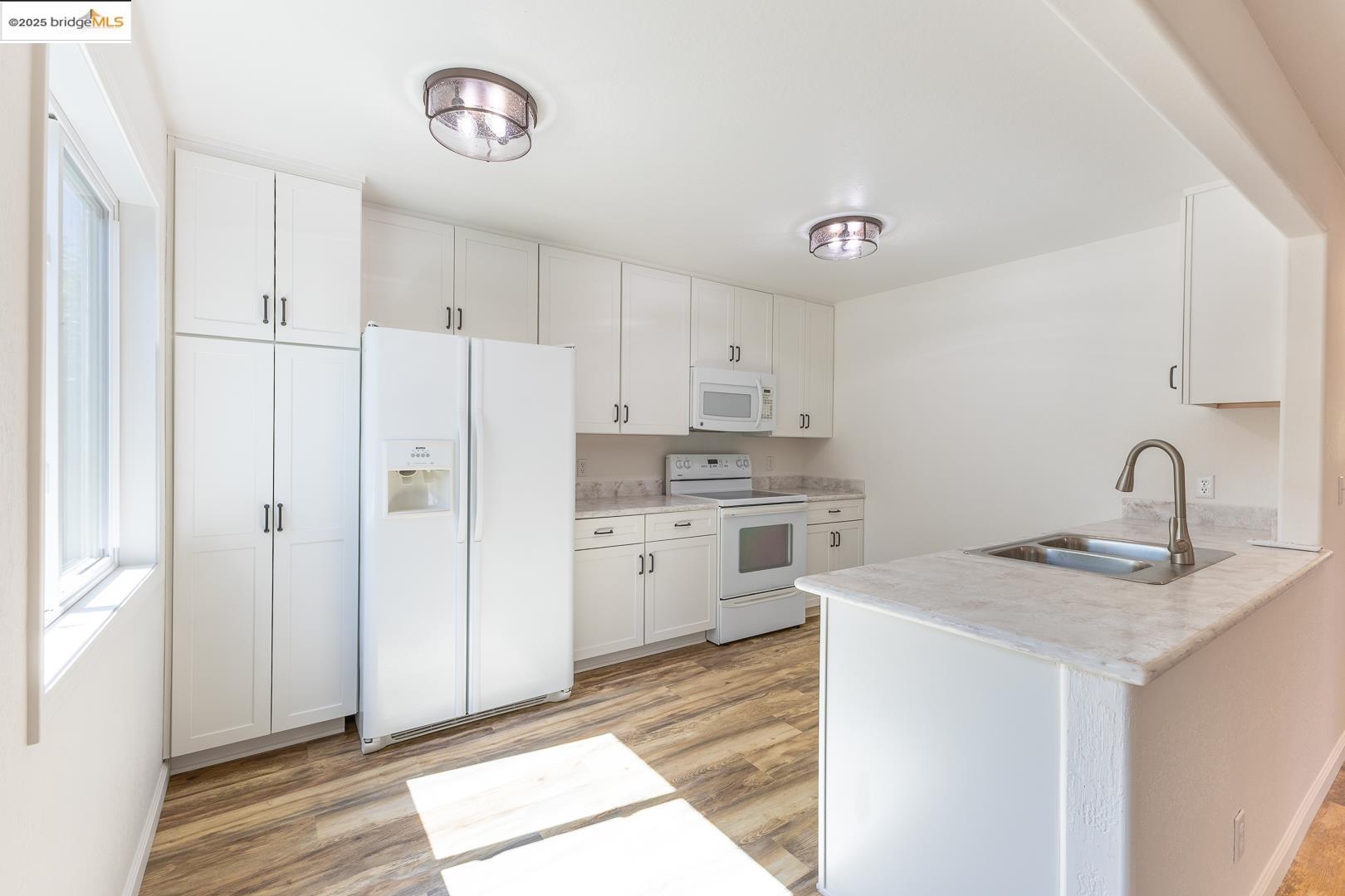 Detail Gallery Image 6 of 40 For 18188 6th Ave., Jamestown,  CA 95327 - 3 Beds | 2 Baths