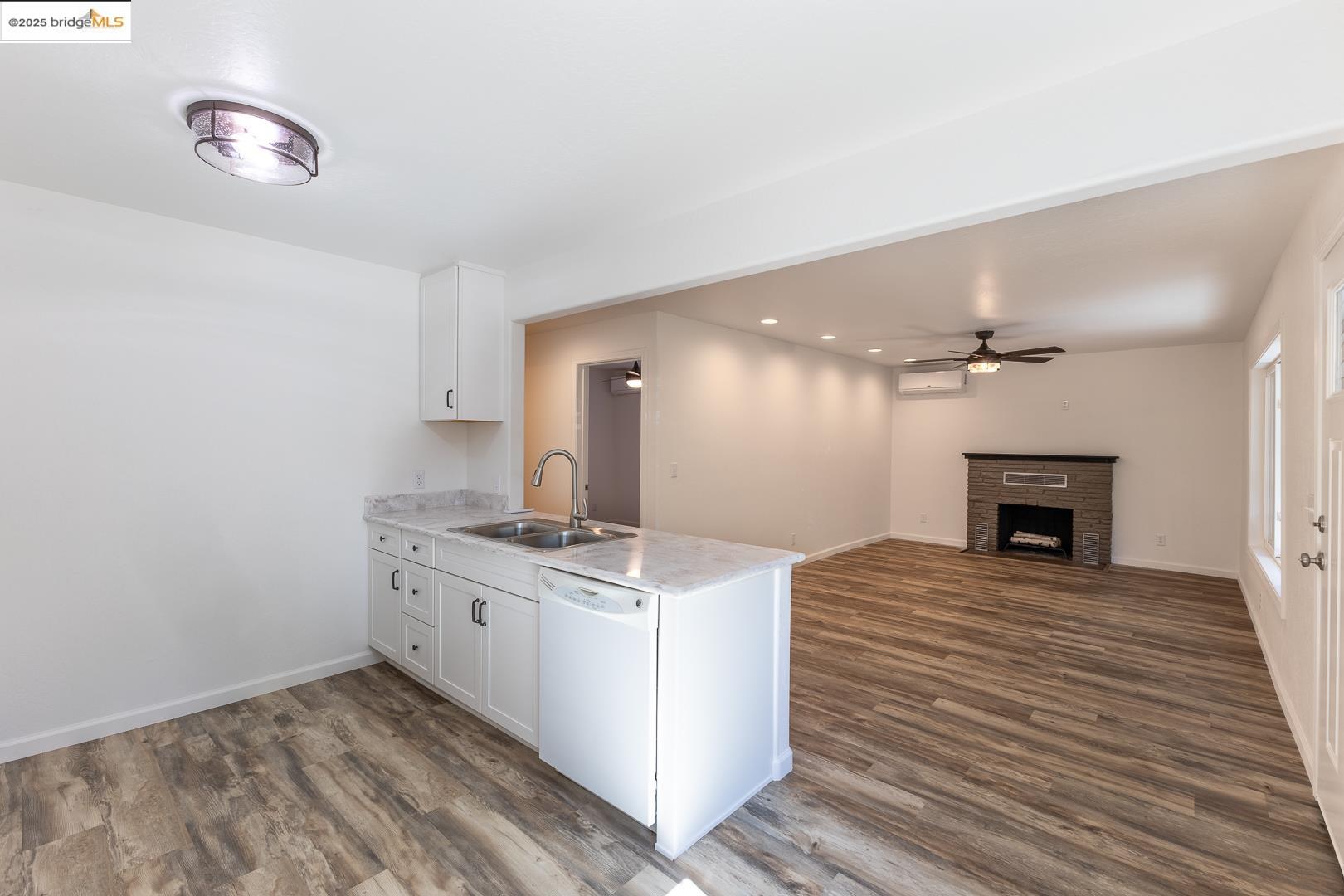 Detail Gallery Image 7 of 40 For 18188 6th Ave., Jamestown,  CA 95327 - 3 Beds | 2 Baths