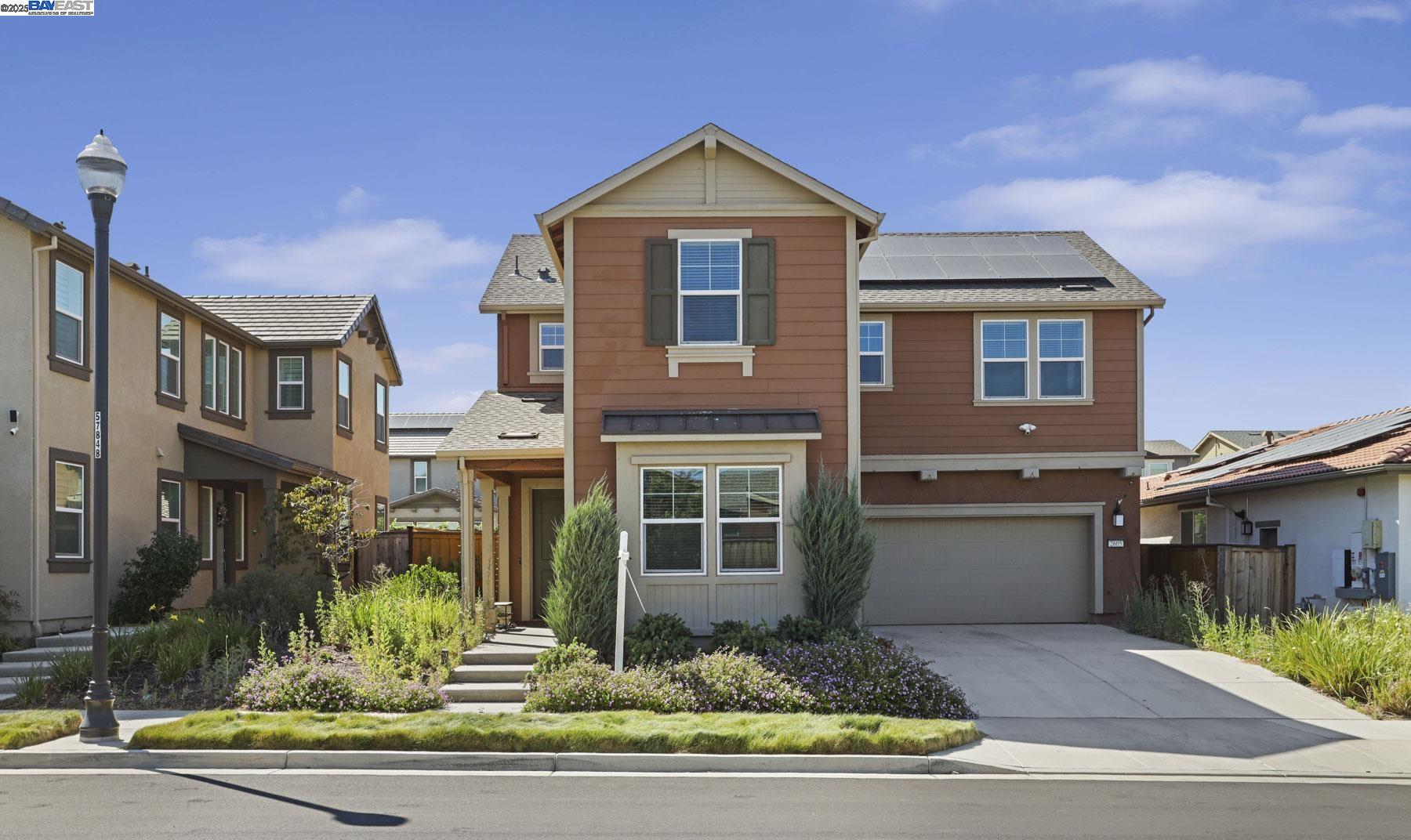 Detail Gallery Image 12 of 52 For 2605 Luna Ave, Tracy,  CA 95377 - 4 Beds | 3 Baths