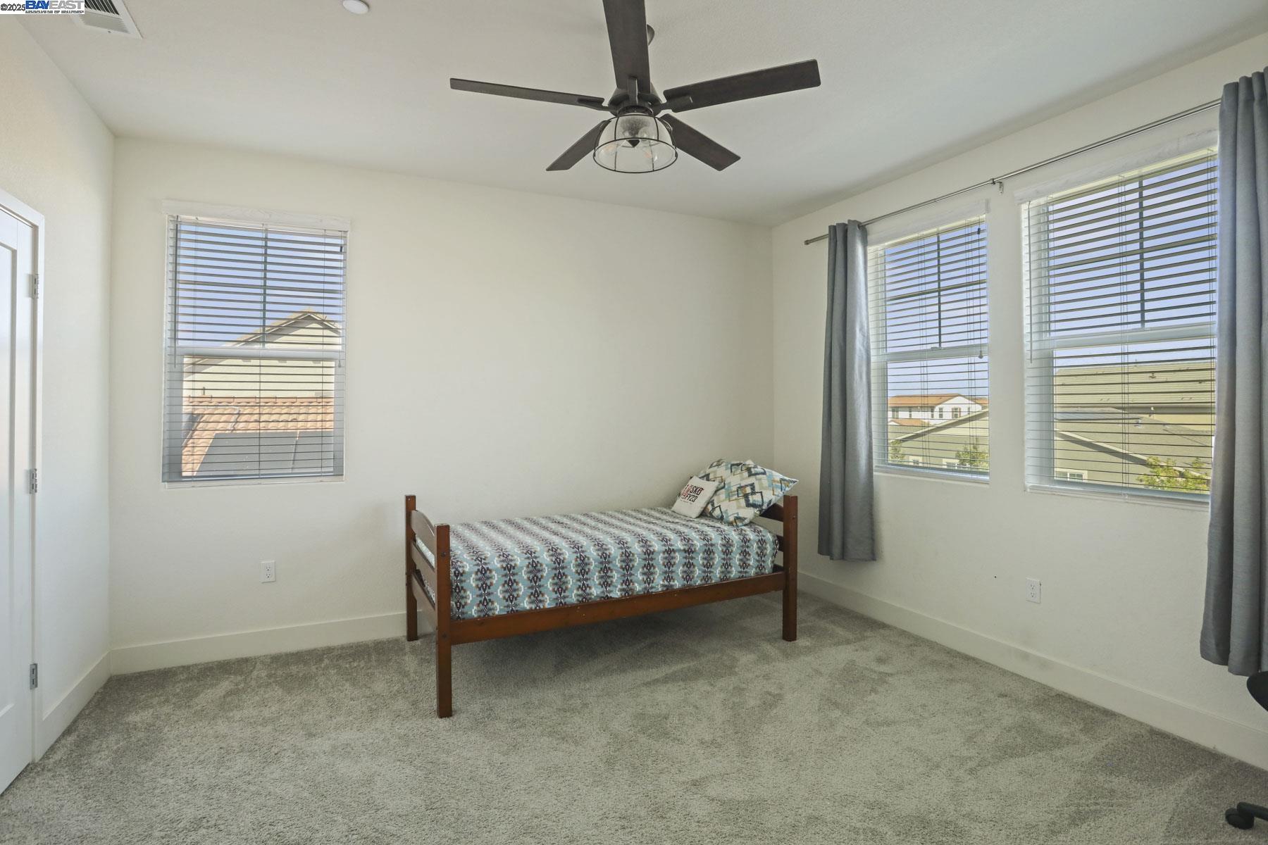 Detail Gallery Image 34 of 52 For 2605 Luna Ave, Tracy,  CA 95377 - 4 Beds | 3 Baths