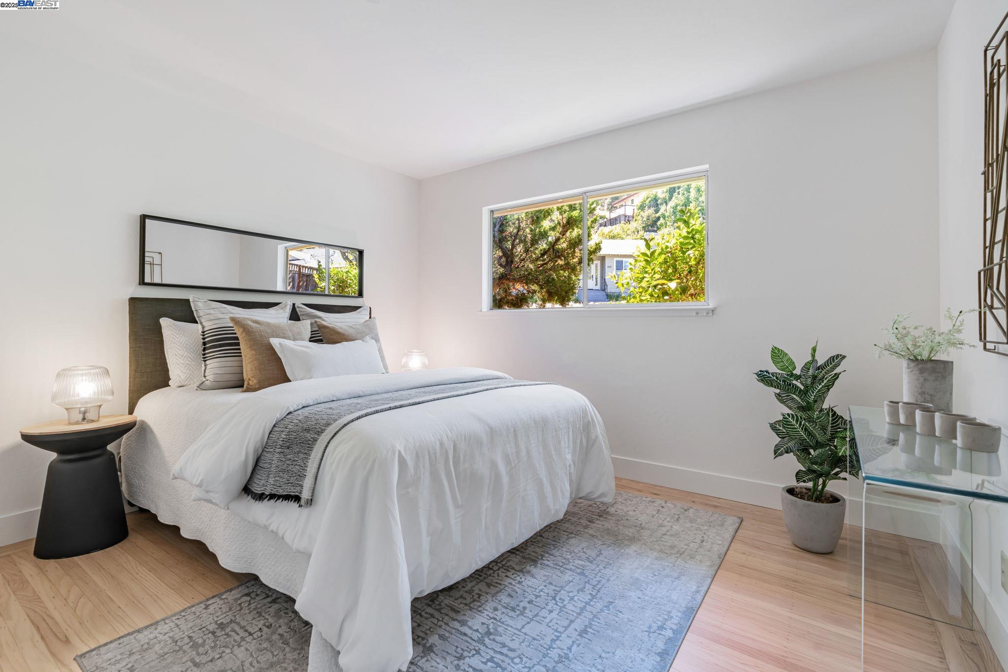Detail Gallery Image 37 of 60 For 1092 Porto Marino Dr, San Carlos,  CA 94070 - 4 Beds | 2/1 Baths