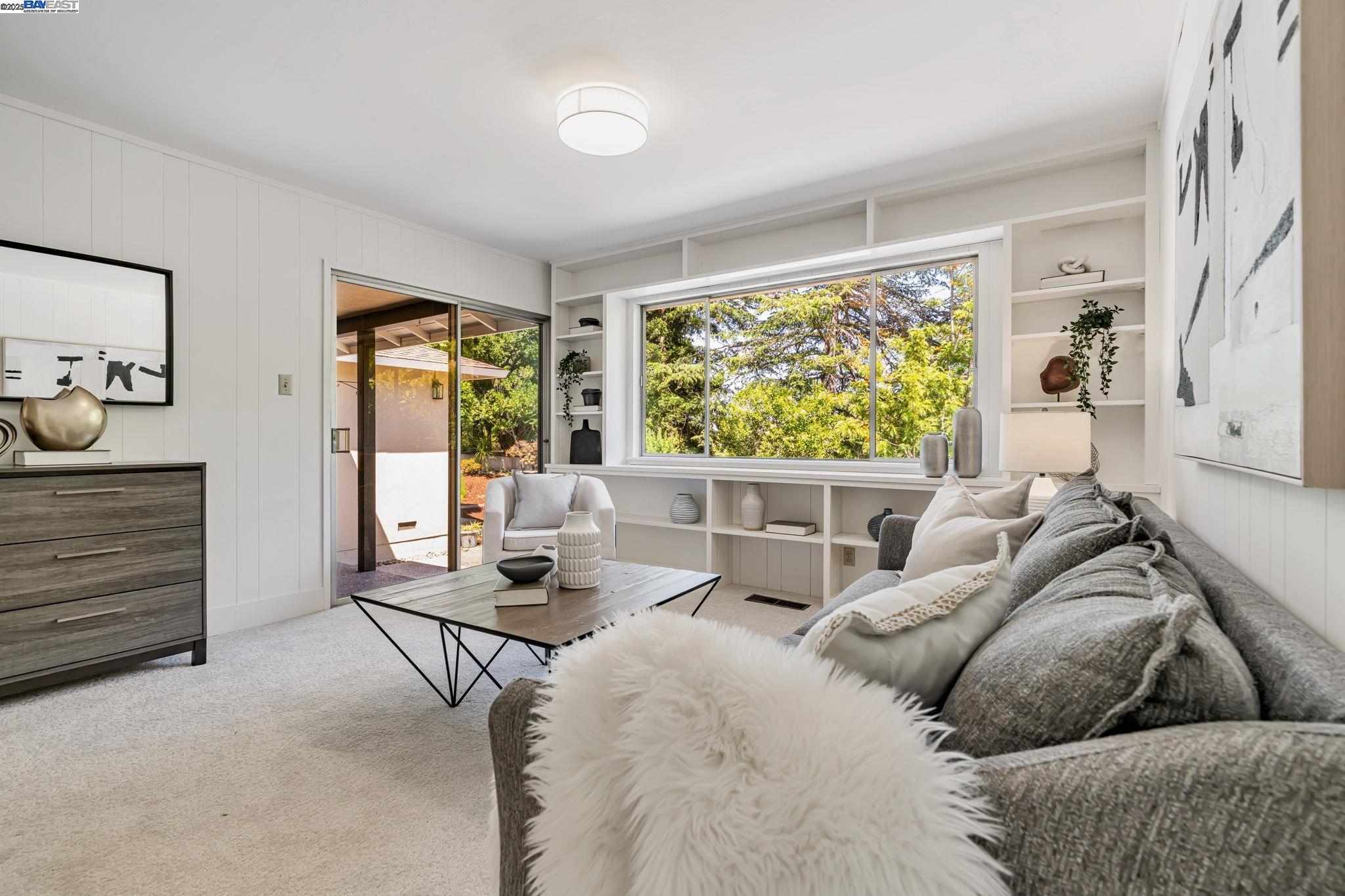 Detail Gallery Image 5 of 60 For 1092 Porto Marino Dr, San Carlos,  CA 94070 - 4 Beds | 2/1 Baths