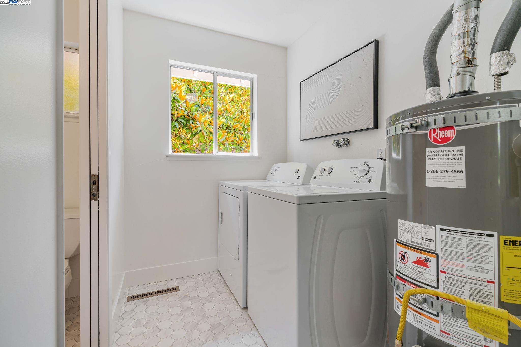 Detail Gallery Image 44 of 60 For 1092 Porto Marino Dr, San Carlos,  CA 94070 - 4 Beds | 2/1 Baths