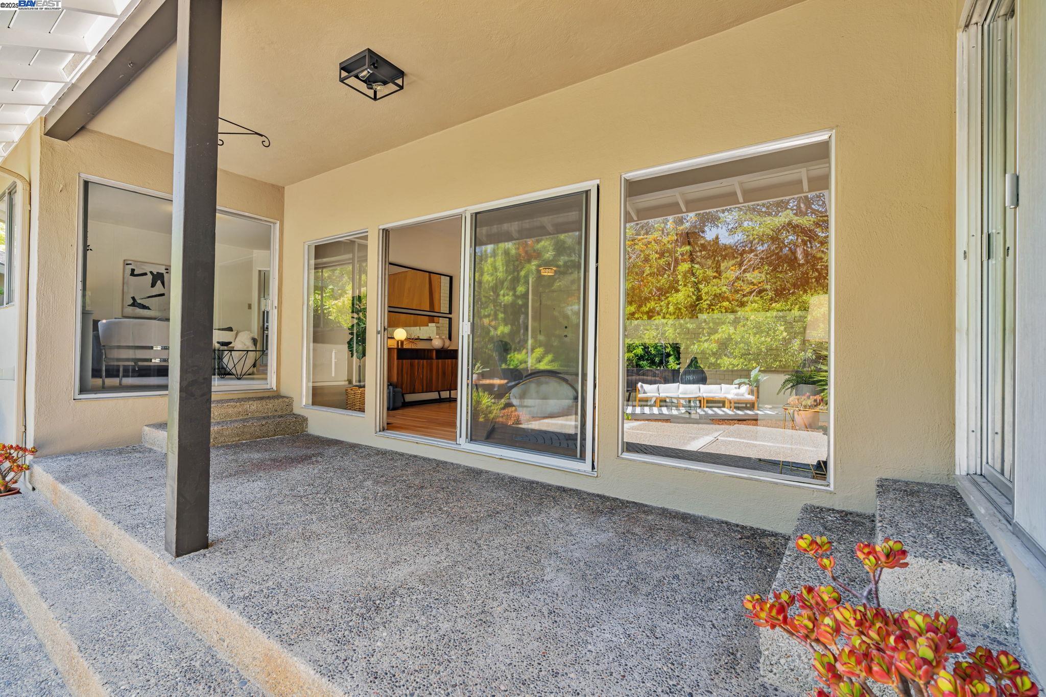 Detail Gallery Image 45 of 60 For 1092 Porto Marino Dr, San Carlos,  CA 94070 - 4 Beds | 2/1 Baths