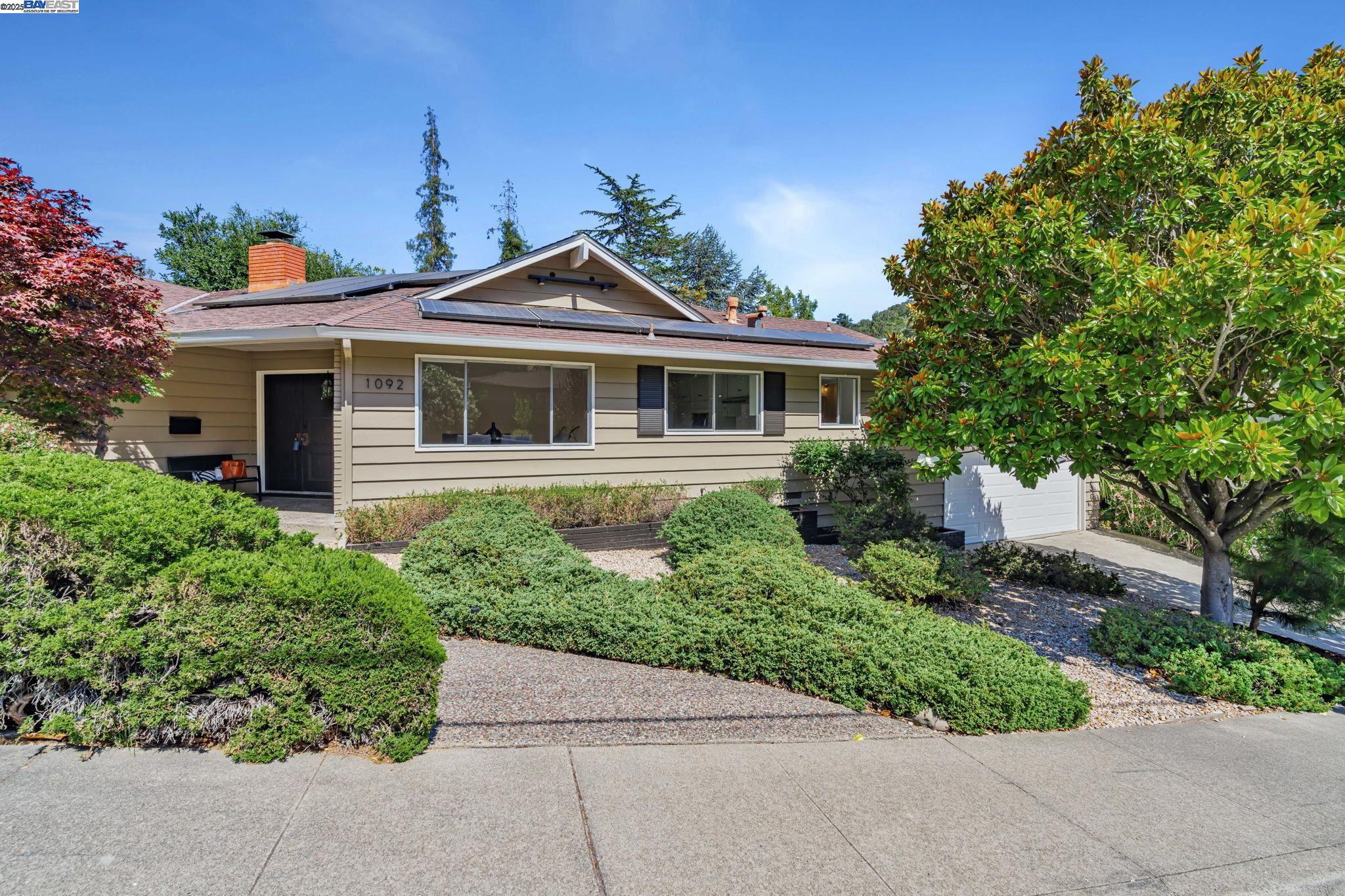 Detail Gallery Image 59 of 60 For 1092 Porto Marino Dr, San Carlos,  CA 94070 - 4 Beds | 2/1 Baths