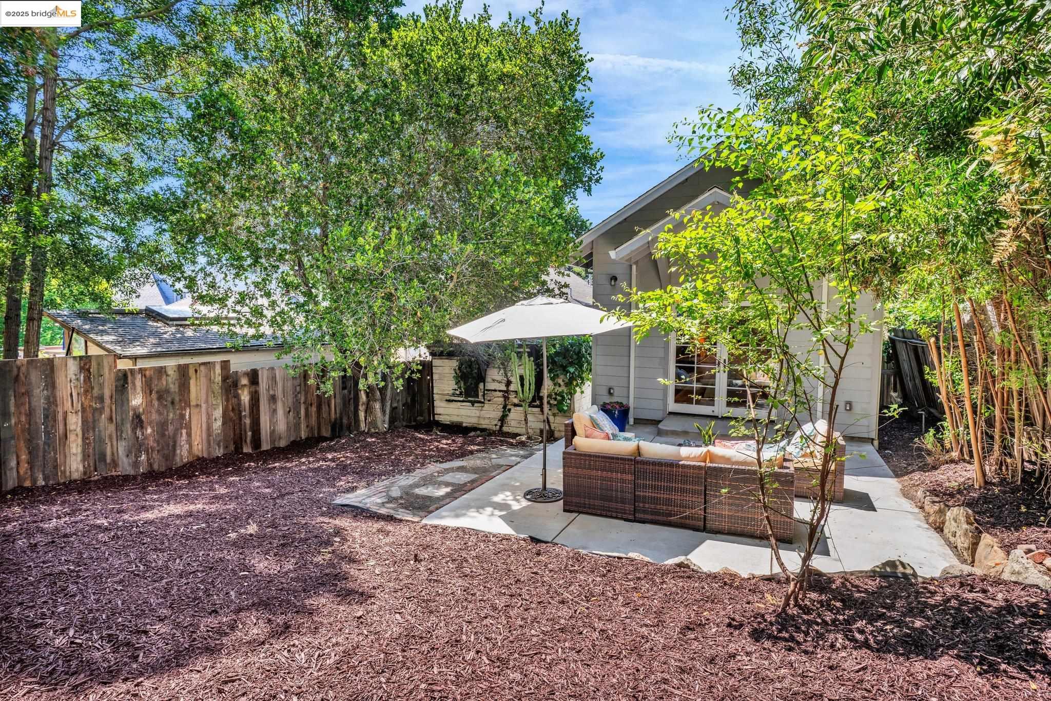 Detail Gallery Image 40 of 54 For 580 Chetwood St., Oakland,  CA 94610 - 4 Beds | 2 Baths