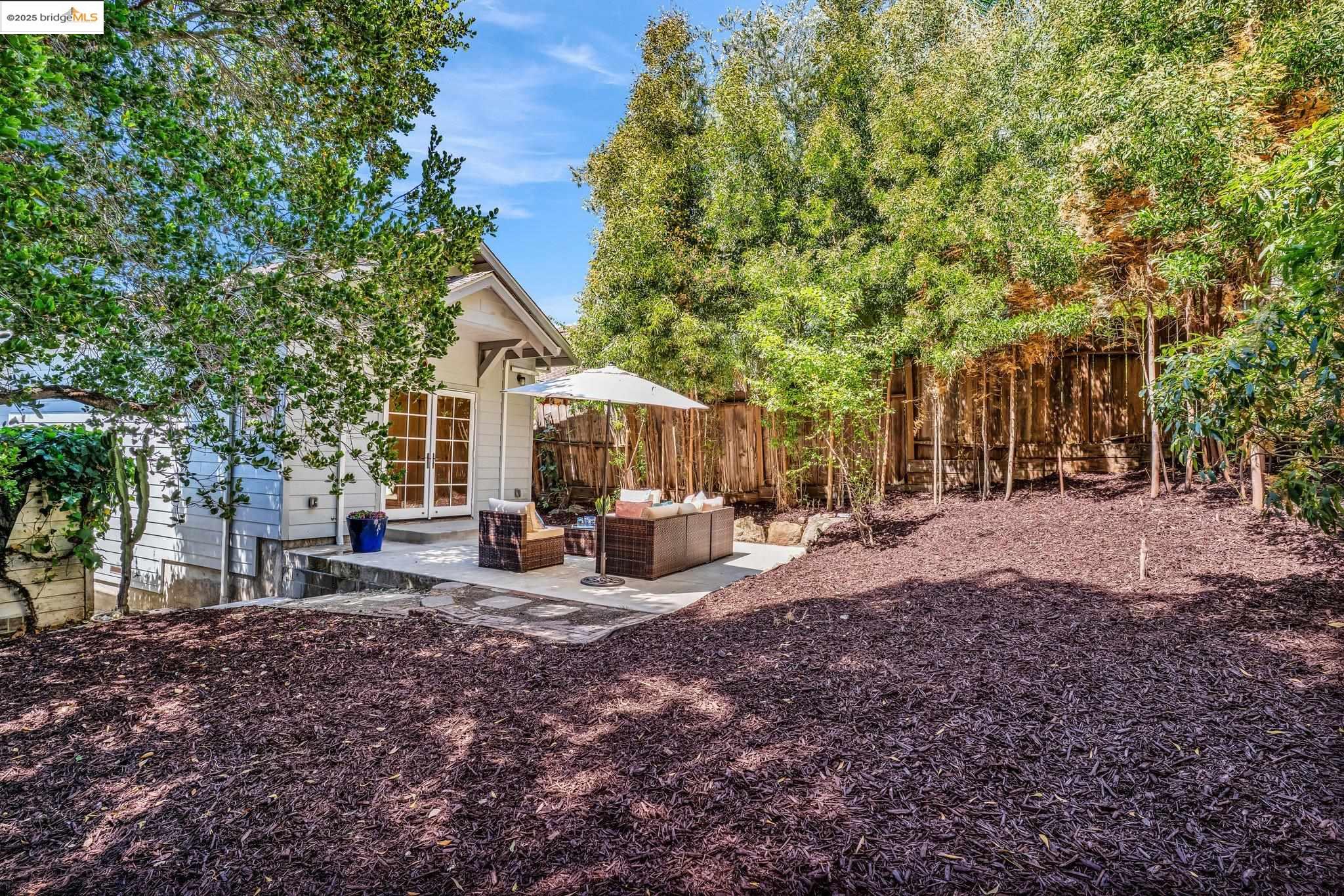Detail Gallery Image 41 of 54 For 580 Chetwood St., Oakland,  CA 94610 - 4 Beds | 2 Baths