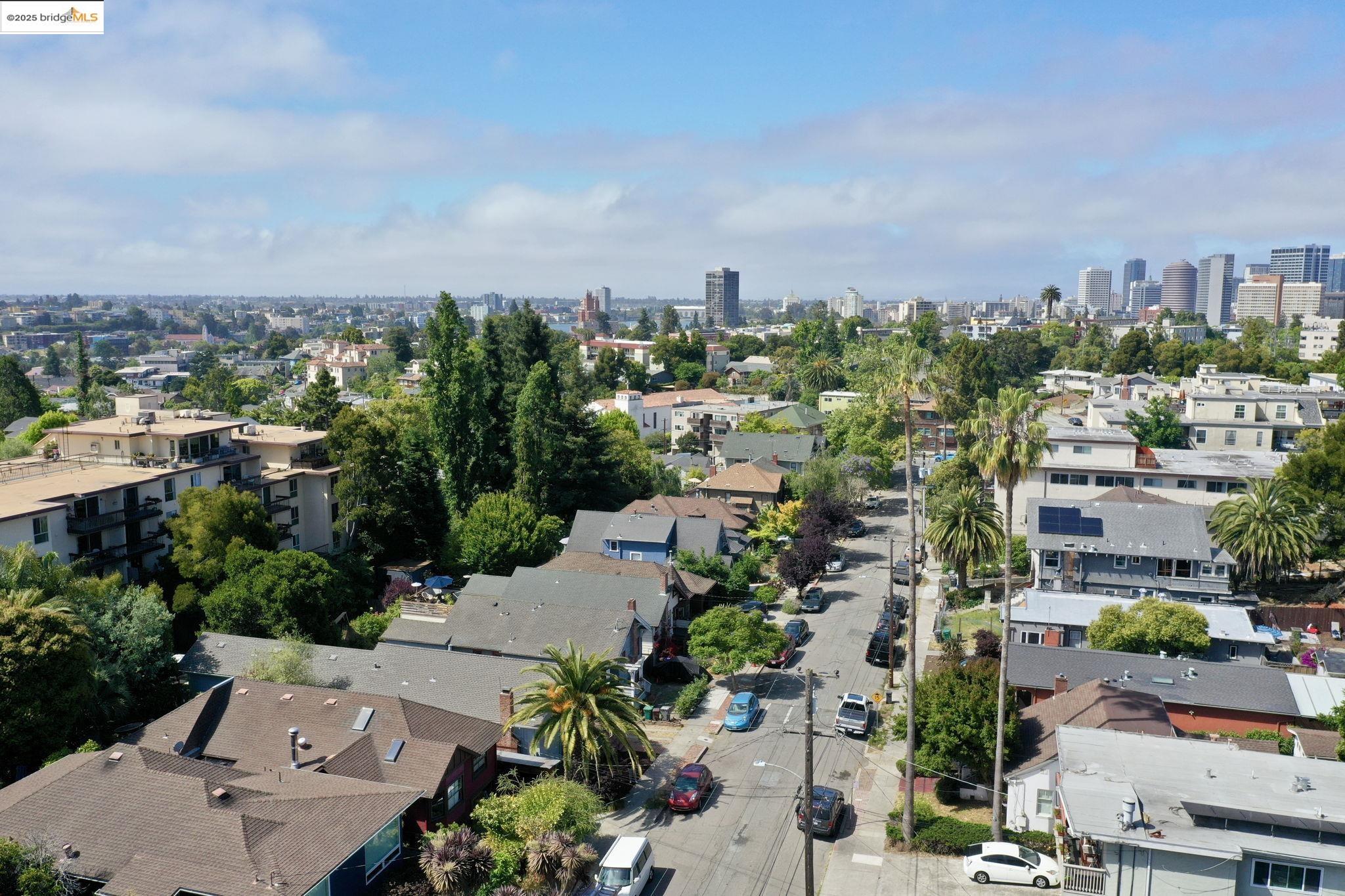 Detail Gallery Image 50 of 54 For 580 Chetwood St., Oakland,  CA 94610 - 4 Beds | 2 Baths