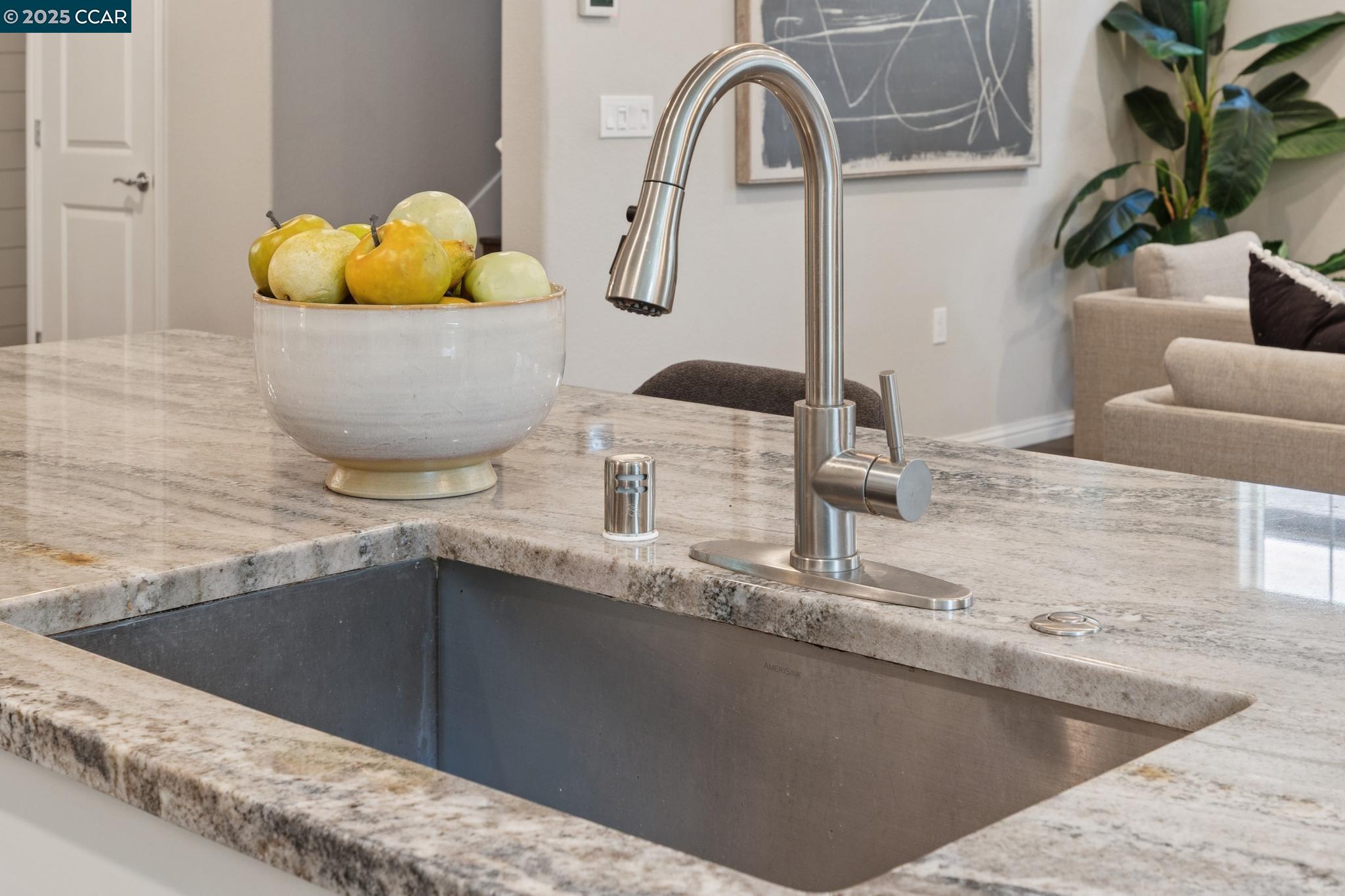Detail Gallery Image 11 of 45 For 605 Chives Way, Walnut Creek,  CA 94595 - 4 Beds | 2/1 Baths