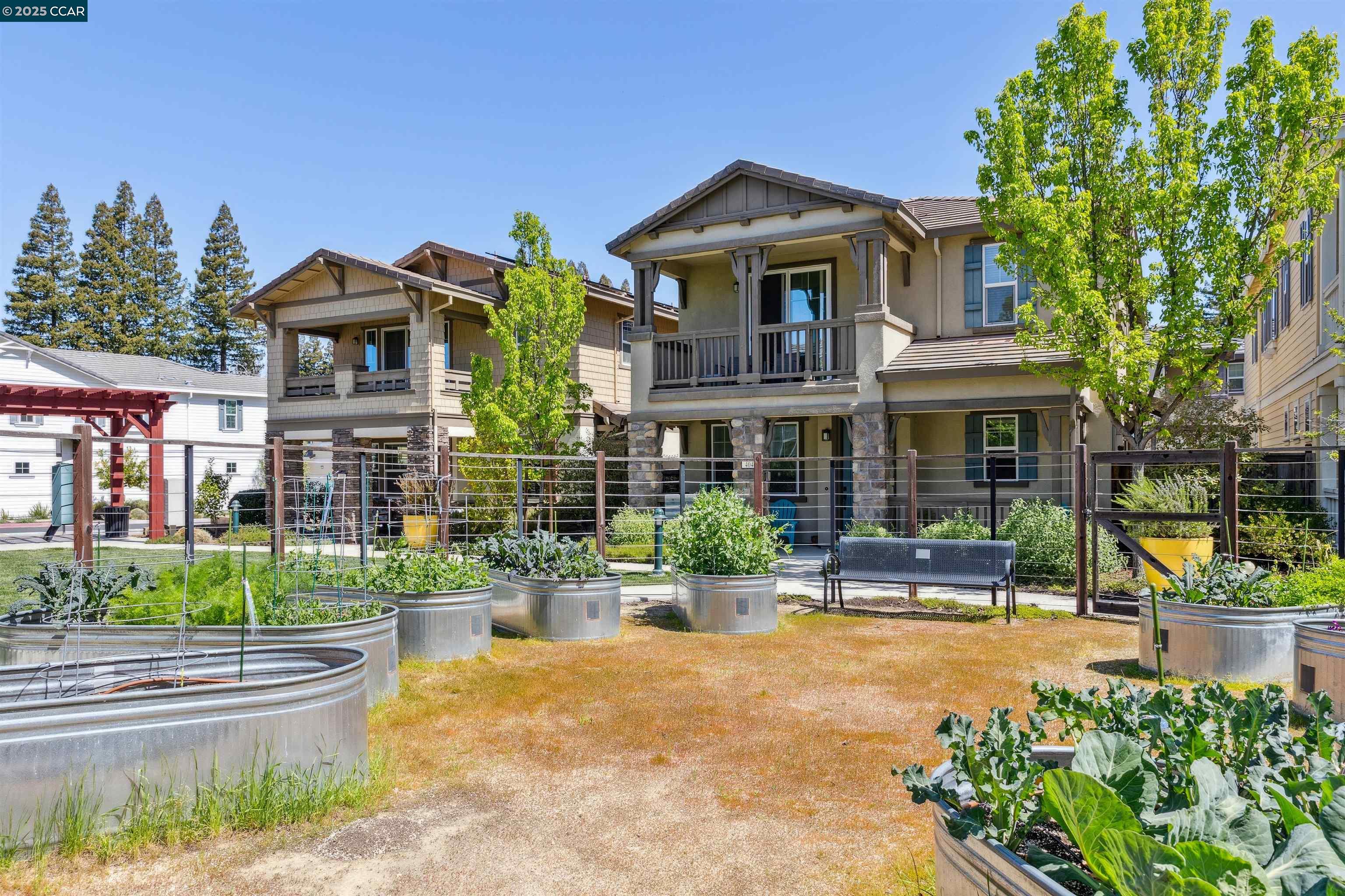 Detail Gallery Image 40 of 45 For 605 Chives Way, Walnut Creek,  CA 94595 - 4 Beds | 2/1 Baths
