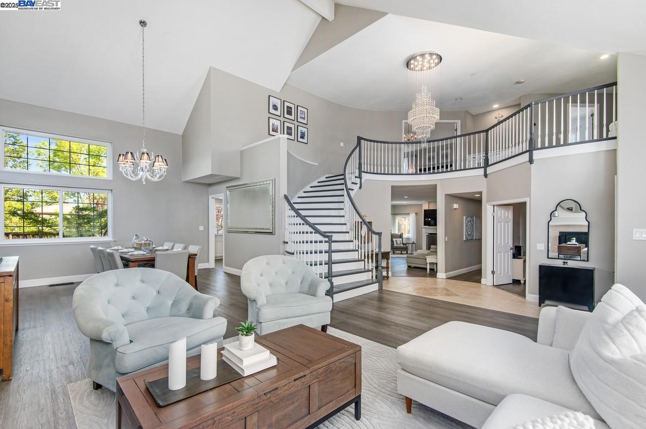 Detail Gallery Image 10 of 48 For 2839 Victoria Ridge Ct, Pleasanton,  CA 94566 - 5 Beds | 3 Baths