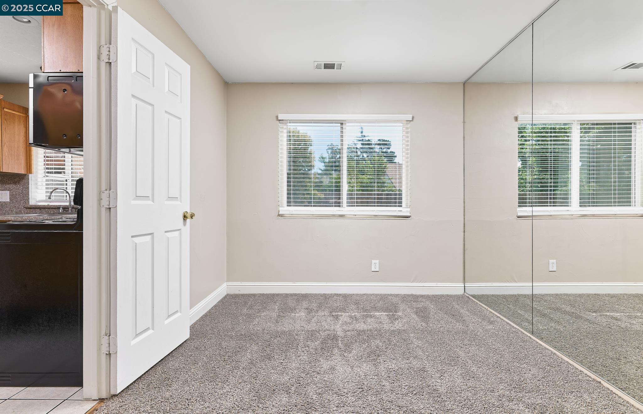 Detail Gallery Image 17 of 28 For 4534 Breckenridge Way, Sacramento,  CA 95838 - 4 Beds | 2/1 Baths