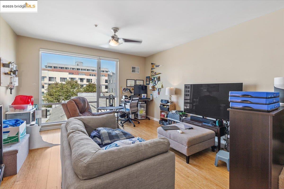 Detail Gallery Image 12 of 24 For 200 2nd St #309,  Oakland,  CA 94607 - 1 Beds | 1 Baths