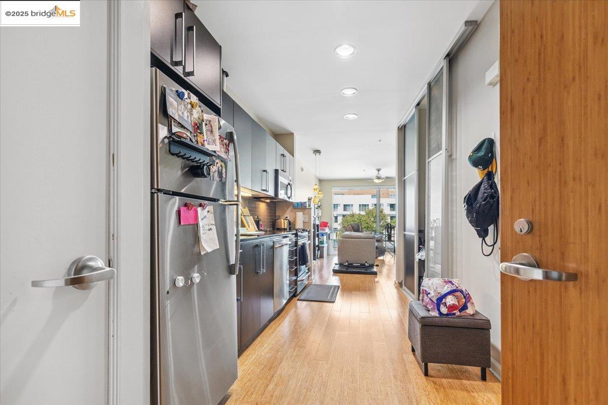 Detail Gallery Image 7 of 24 For 200 2nd St #309,  Oakland,  CA 94607 - 1 Beds | 1 Baths