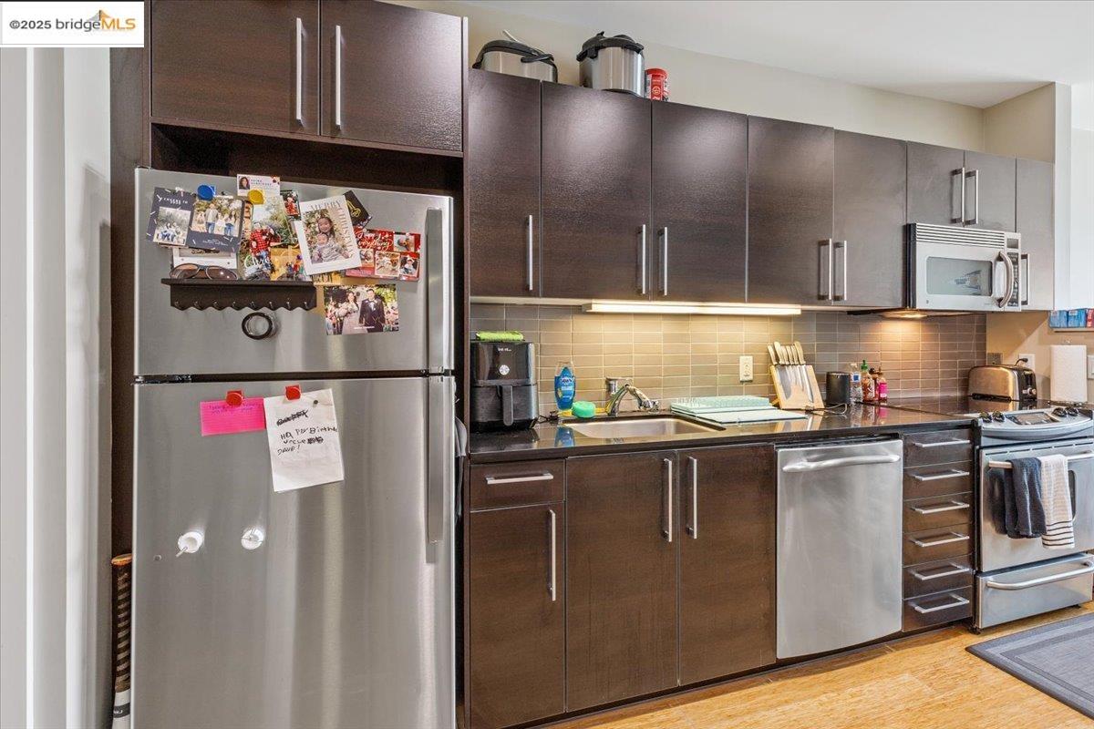 Detail Gallery Image 8 of 24 For 200 2nd St #309,  Oakland,  CA 94607 - 1 Beds | 1 Baths