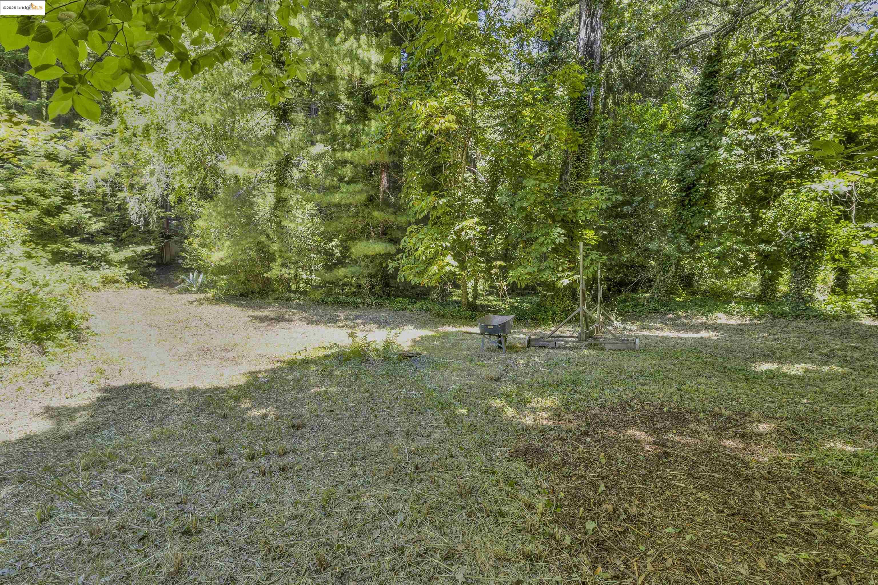 Detail Gallery Image 8 of 32 For 17864 Neeley Rd, Guerneville,  CA 95446 - 1 Beds | 1 Baths