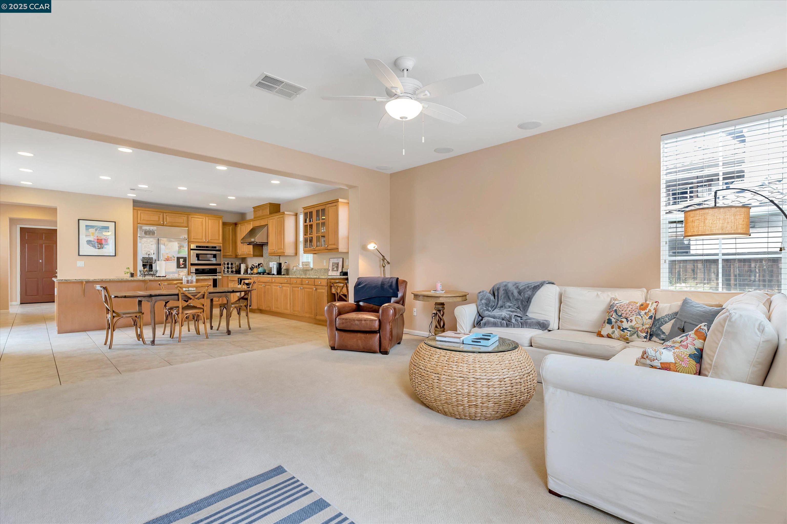 Detail Gallery Image 13 of 53 For 1489 Menton St, Danville,  CA 94506 - 4 Beds | 2/1 Baths