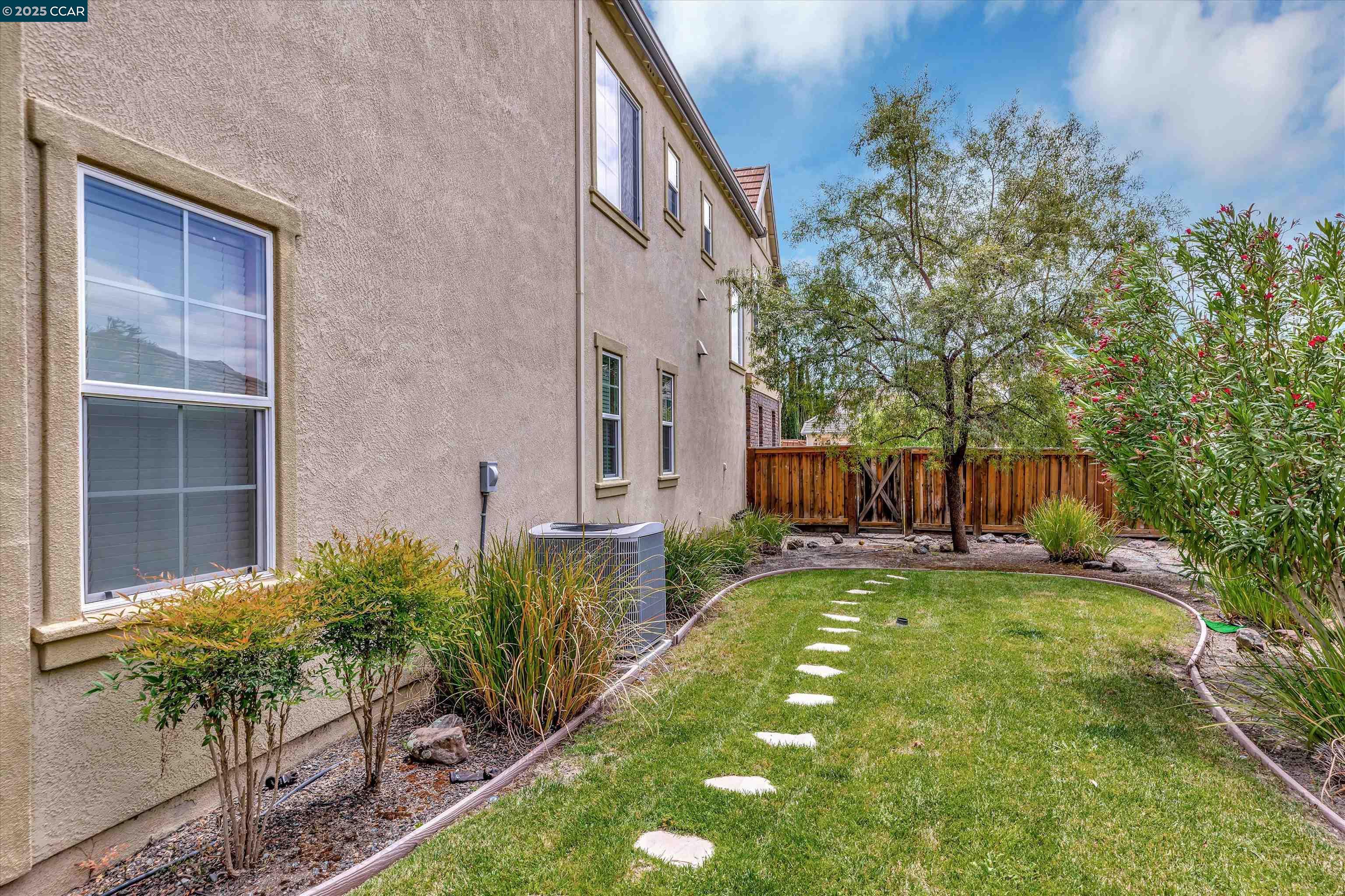 Detail Gallery Image 50 of 53 For 1489 Menton St, Danville,  CA 94506 - 4 Beds | 2/1 Baths