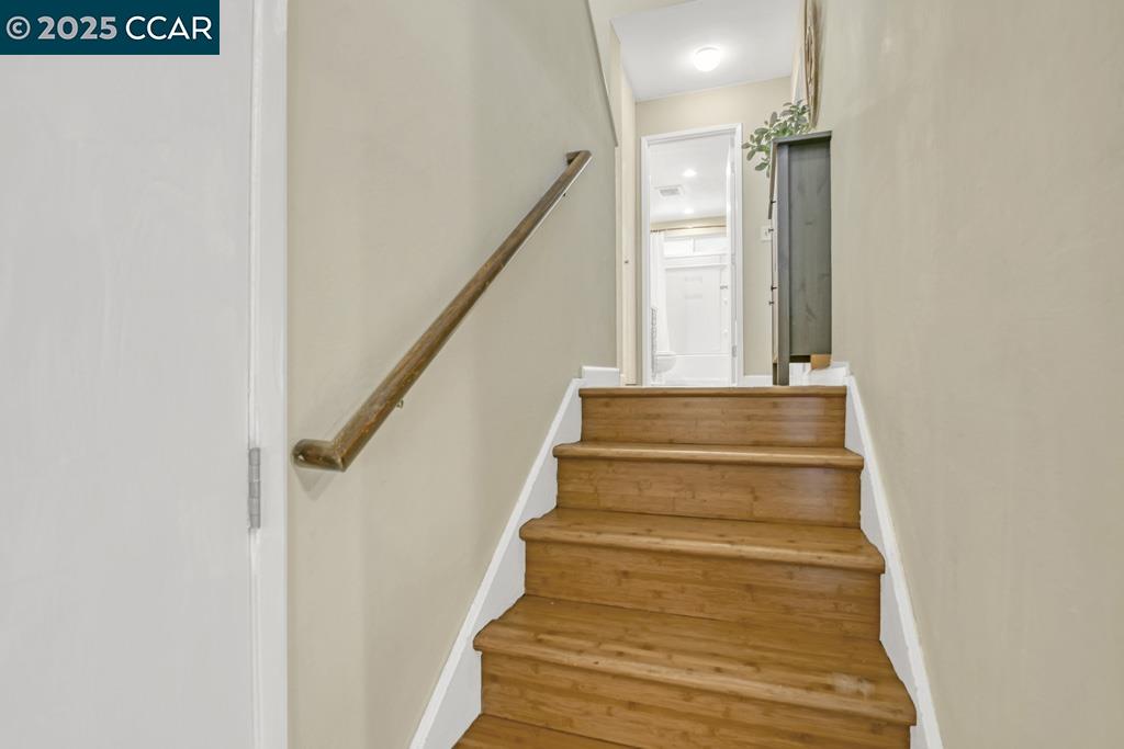 Detail Gallery Image 13 of 30 For 2708 Oak Rd #5,  Walnut Creek,  CA 94597 - 2 Beds | 1 Baths