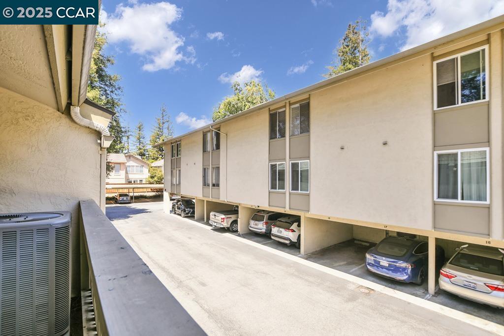 Detail Gallery Image 18 of 30 For 2708 Oak Rd #5,  Walnut Creek,  CA 94597 - 2 Beds | 1 Baths