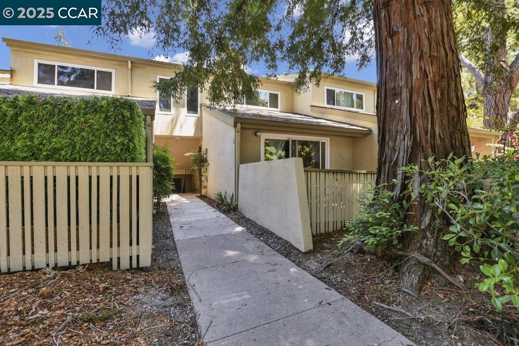Photo #3: 41102882 Listing 