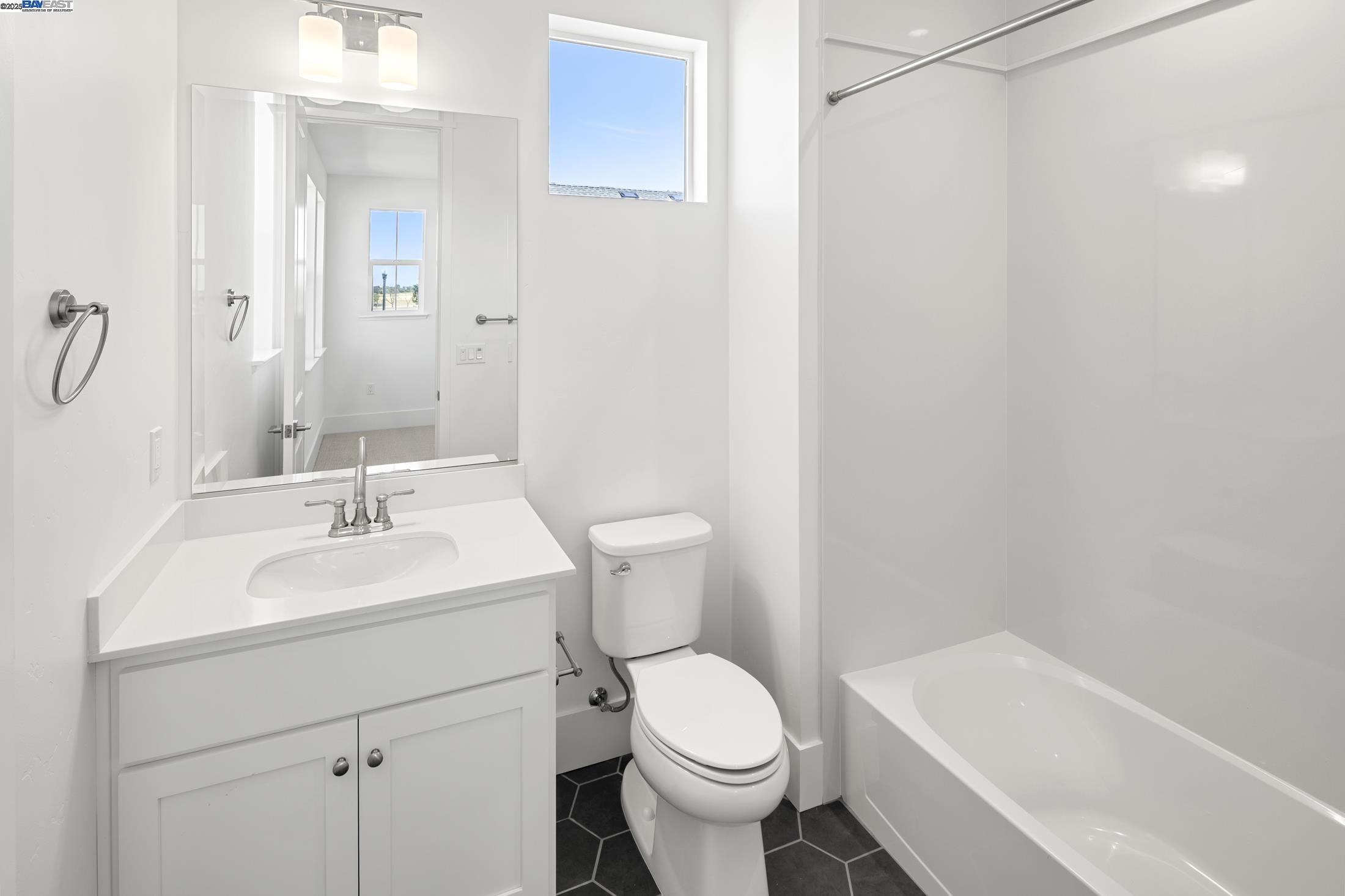 Detail Gallery Image 24 of 32 For 10 Grey Whale Place, Bethel Island,  CA 94511 - 3 Beds | 3 Baths