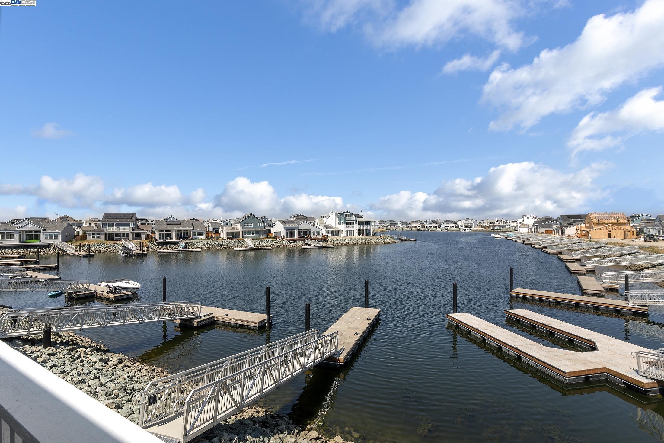 Detail Gallery Image 10 of 17 For 10 Grey Whale Place, Bethel Island,  CA 94511 - 3 Beds | 3 Baths
