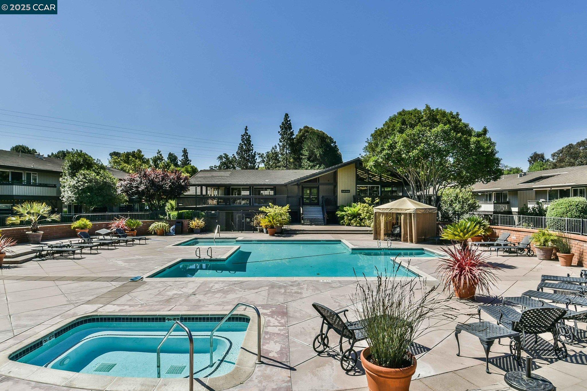 Photo #15: 41102885 Listing: Photo #15