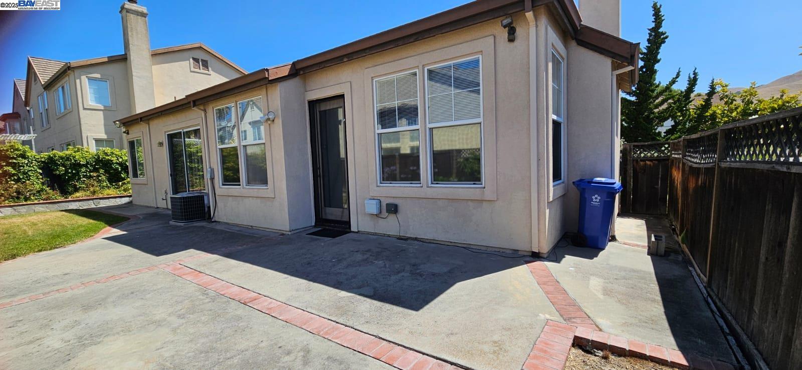 Detail Gallery Image 18 of 19 For 43401 Laurel Glen Cmn, Fremont,  CA 94539-3400 - 3 Beds | 2 Baths