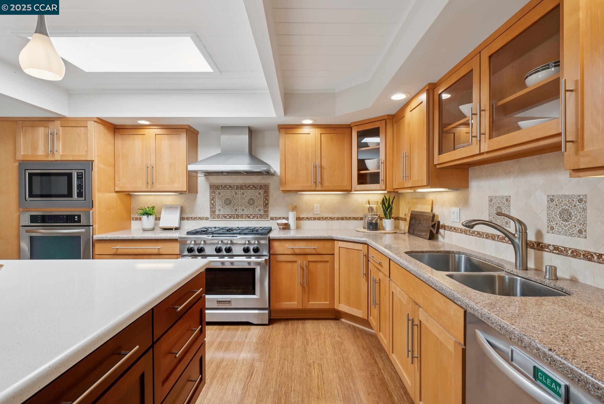 Detail Gallery Image 16 of 50 For 2665 San Benito Dr, Walnut Creek,  CA 94598 - 4 Beds | 3 Baths