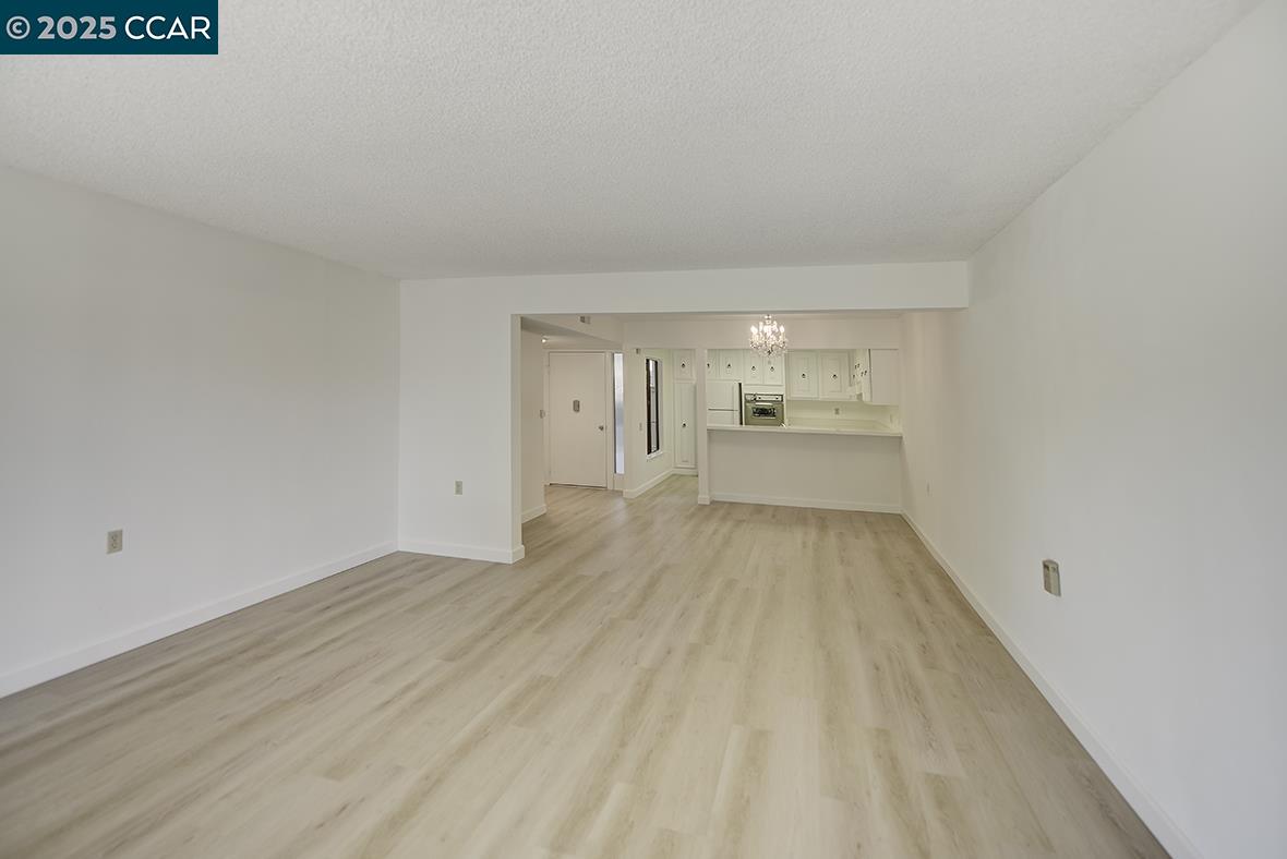 Photo #20: 41102898 Listing: Photo #20