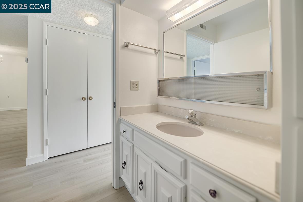 Photo #28: 41102898 Listing: Photo #28