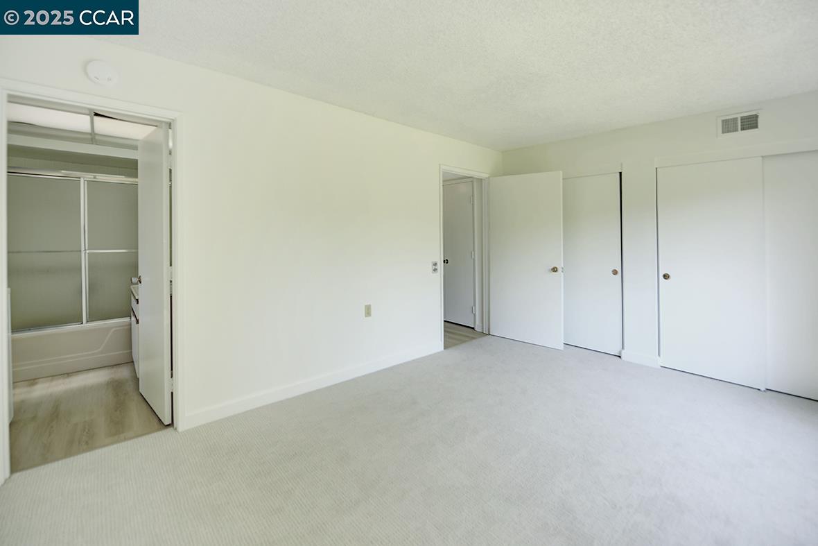 Photo #31: 41102898 Listing: Photo #31