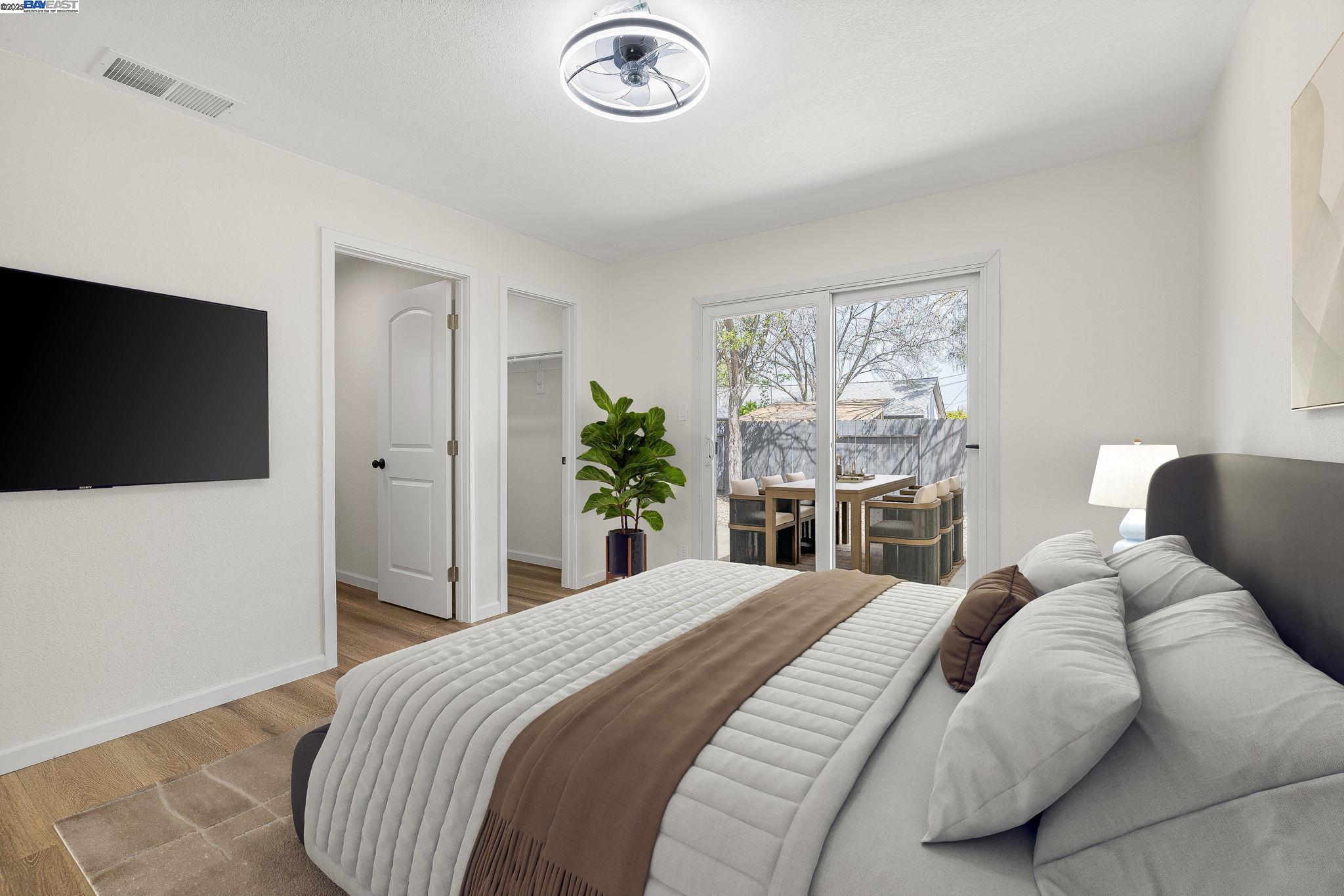Detail Gallery Image 10 of 47 For 5507 Arizona, Concord,  CA 94521 - 3 Beds | 2 Baths