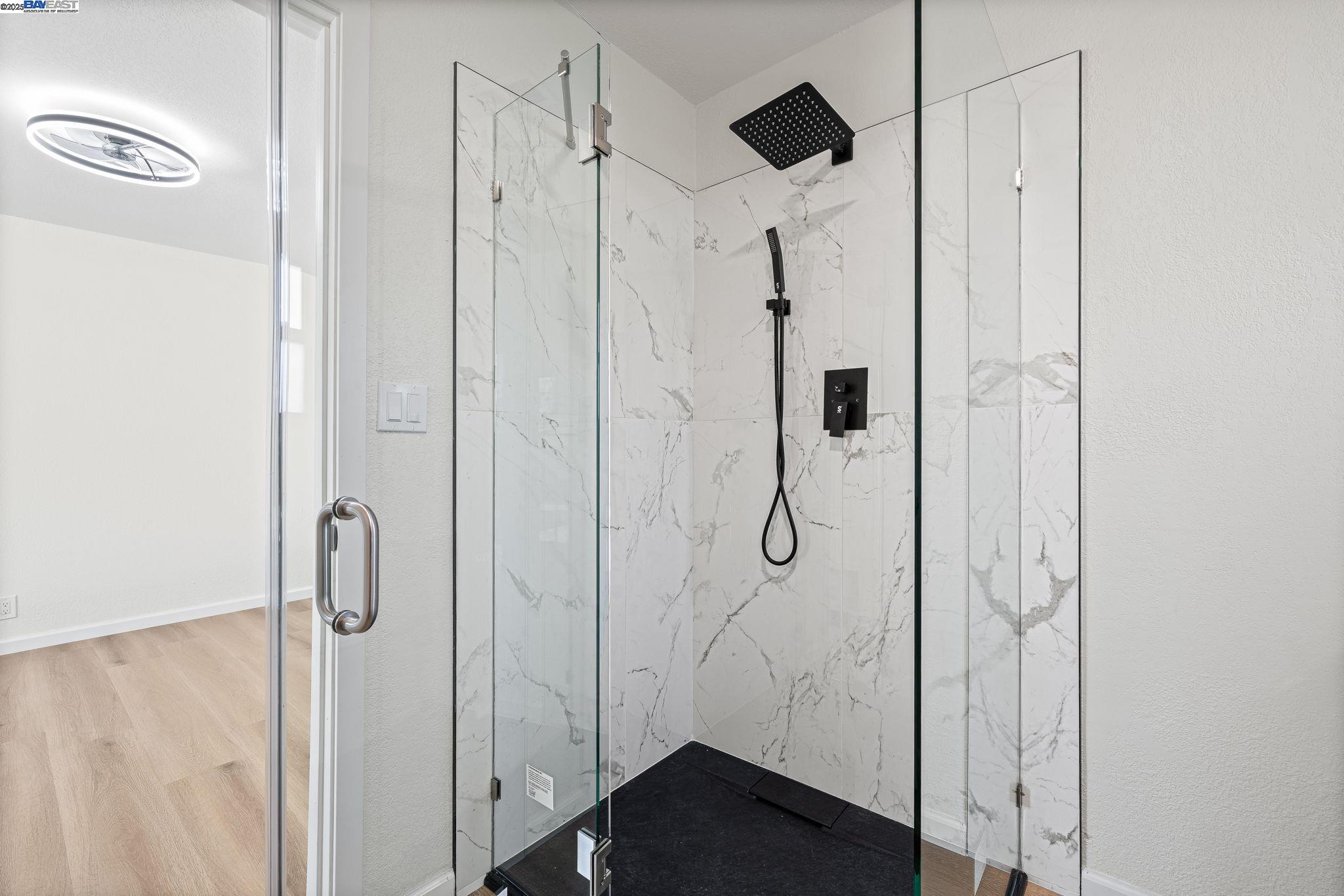 Detail Gallery Image 33 of 47 For 5507 Arizona, Concord,  CA 94521 - 3 Beds | 2 Baths