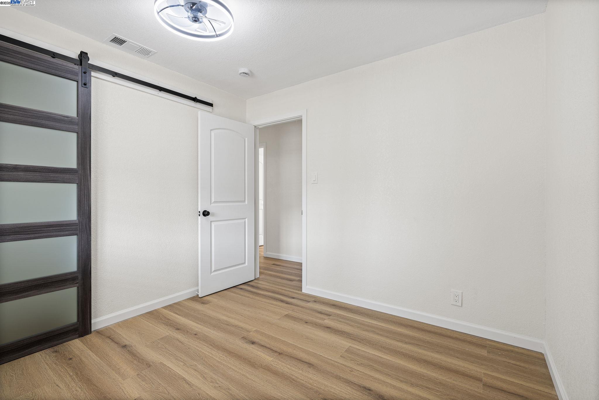 Detail Gallery Image 35 of 47 For 5507 Arizona, Concord,  CA 94521 - 3 Beds | 2 Baths