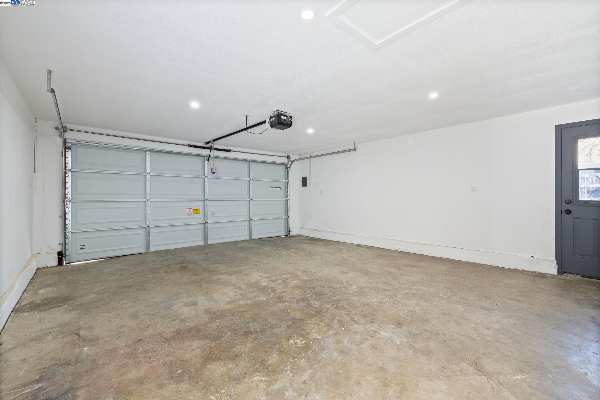 Detail Gallery Image 41 of 47 For 5507 Arizona, Concord,  CA 94521 - 3 Beds | 2 Baths