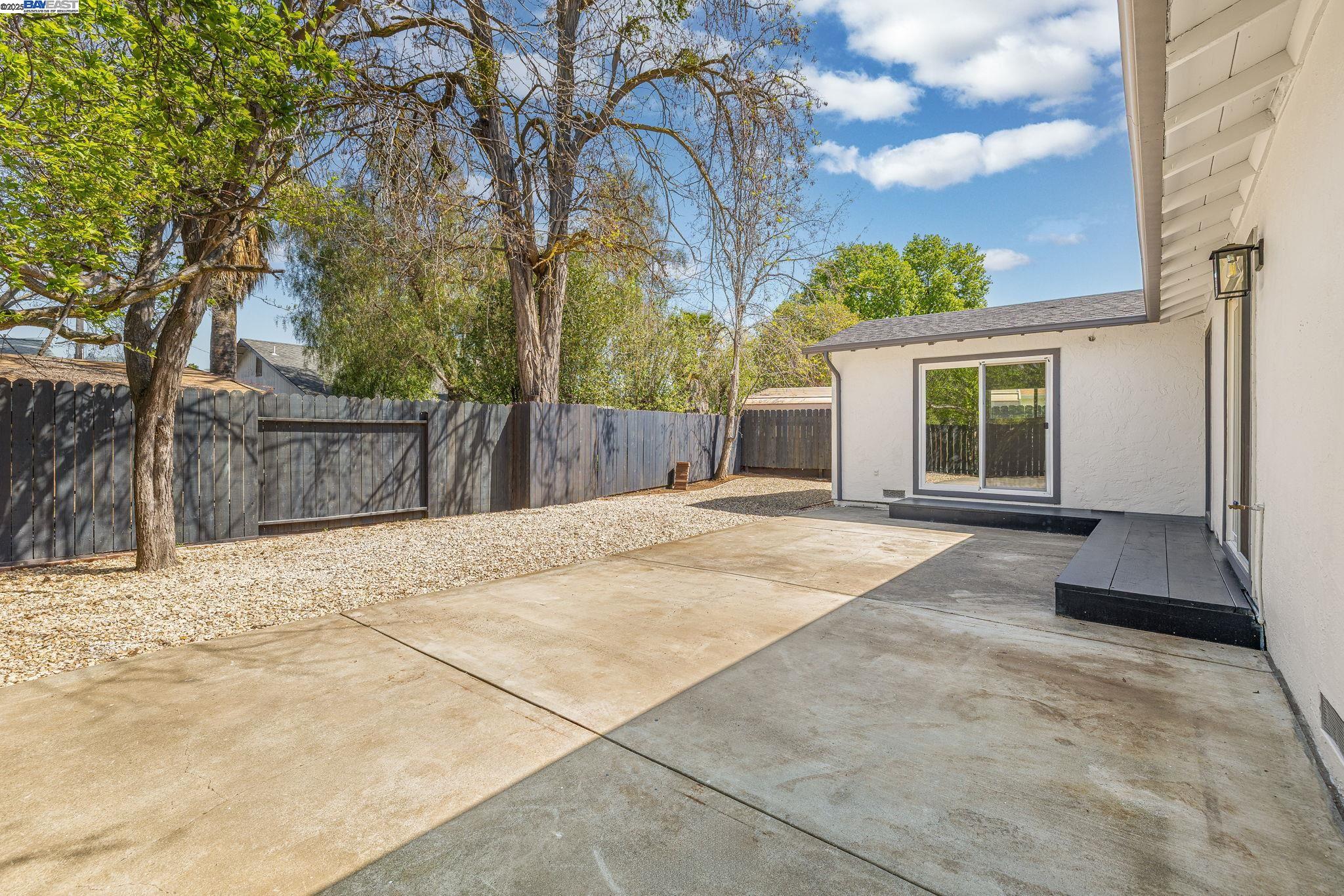 Detail Gallery Image 44 of 47 For 5507 Arizona, Concord,  CA 94521 - 3 Beds | 2 Baths