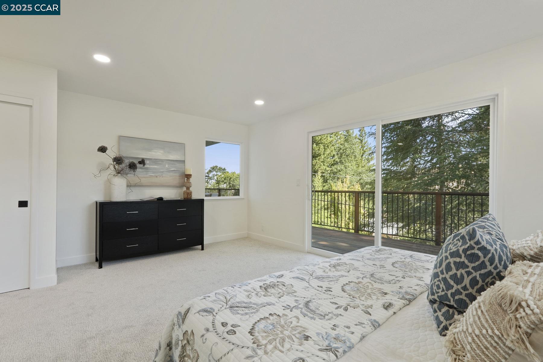 Detail Gallery Image 22 of 59 For 3233 Lucas Circle, Lafayette,  CA 94549 - 5 Beds | 3/1 Baths