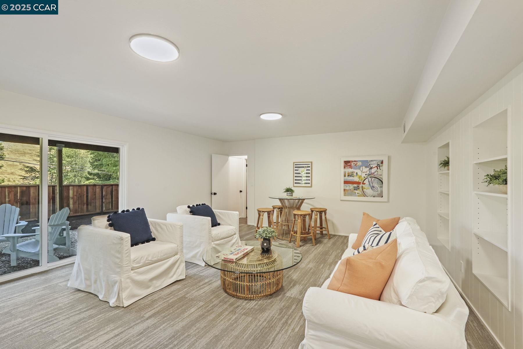 Detail Gallery Image 24 of 59 For 3233 Lucas Circle, Lafayette,  CA 94549 - 5 Beds | 3/1 Baths