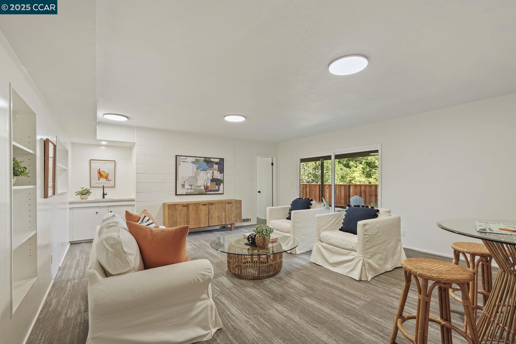 Detail Gallery Image 25 of 59 For 3233 Lucas Circle, Lafayette,  CA 94549 - 5 Beds | 3/1 Baths