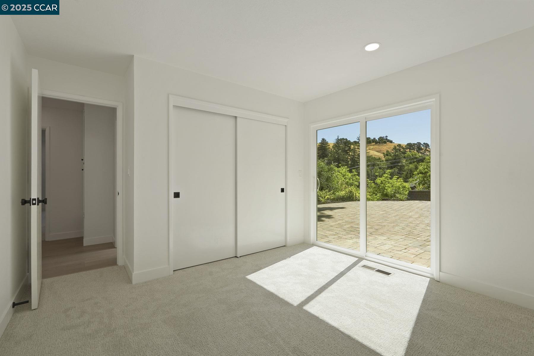 Detail Gallery Image 31 of 59 For 3233 Lucas Circle, Lafayette,  CA 94549 - 5 Beds | 3/1 Baths