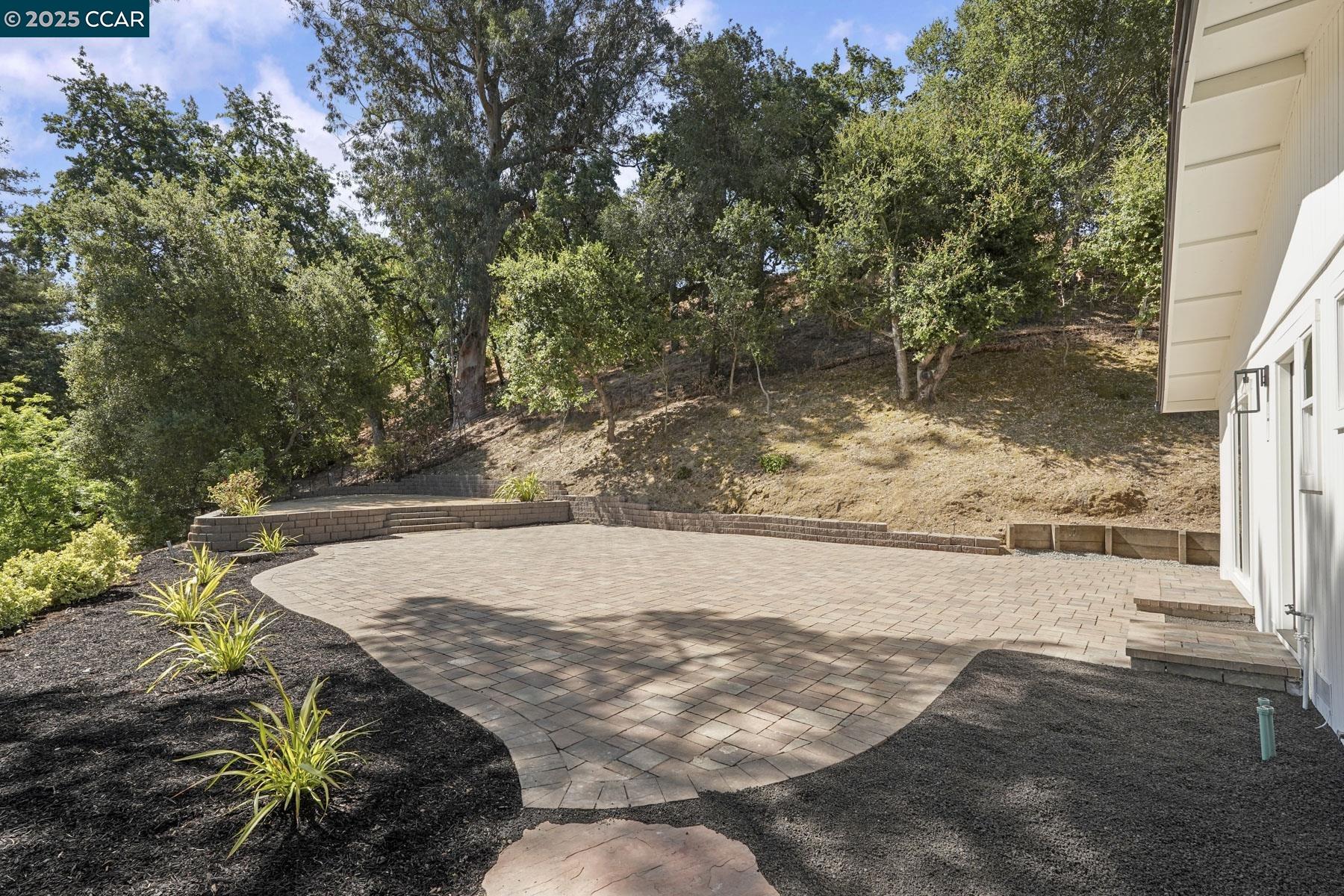 Detail Gallery Image 37 of 59 For 3233 Lucas Circle, Lafayette,  CA 94549 - 5 Beds | 3/1 Baths