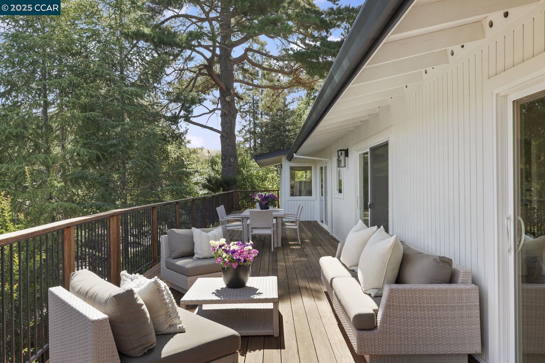 Detail Gallery Image 41 of 59 For 3233 Lucas Circle, Lafayette,  CA 94549 - 5 Beds | 3/1 Baths