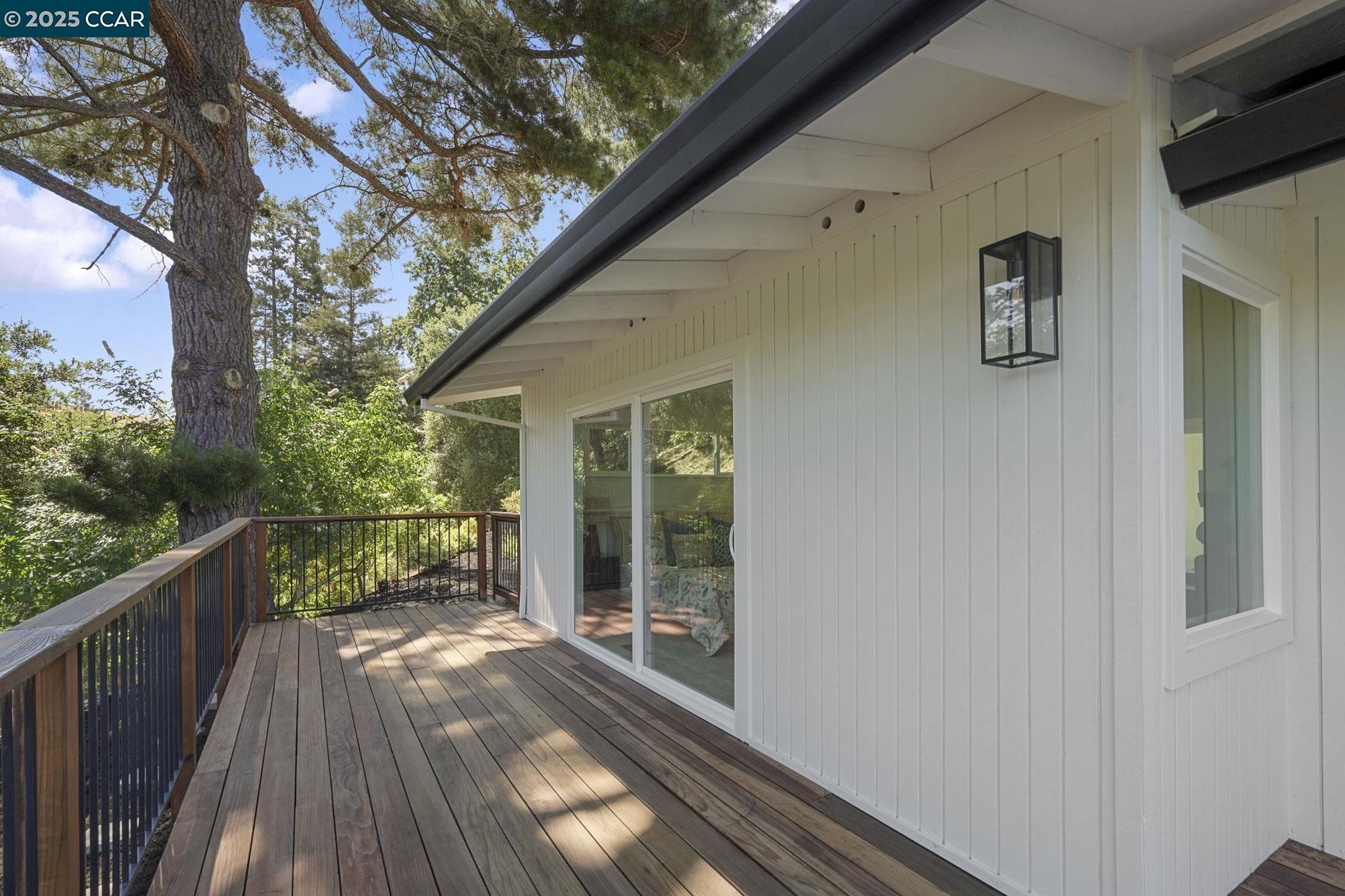 Detail Gallery Image 43 of 59 For 3233 Lucas Circle, Lafayette,  CA 94549 - 5 Beds | 3/1 Baths