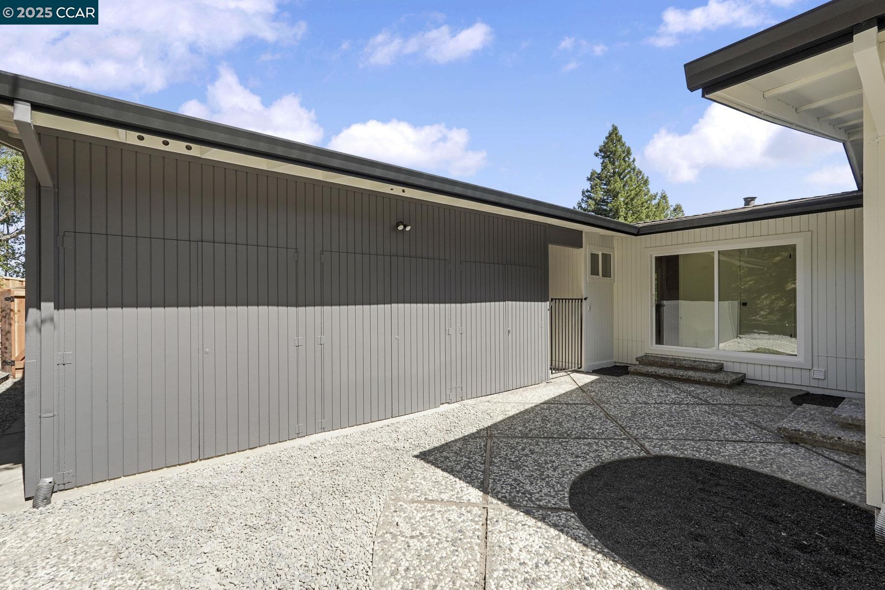 Detail Gallery Image 51 of 59 For 3233 Lucas Circle, Lafayette,  CA 94549 - 5 Beds | 3/1 Baths