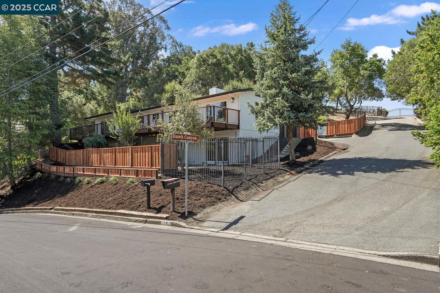 Detail Gallery Image 56 of 59 For 3233 Lucas Circle, Lafayette,  CA 94549 - 5 Beds | 3/1 Baths