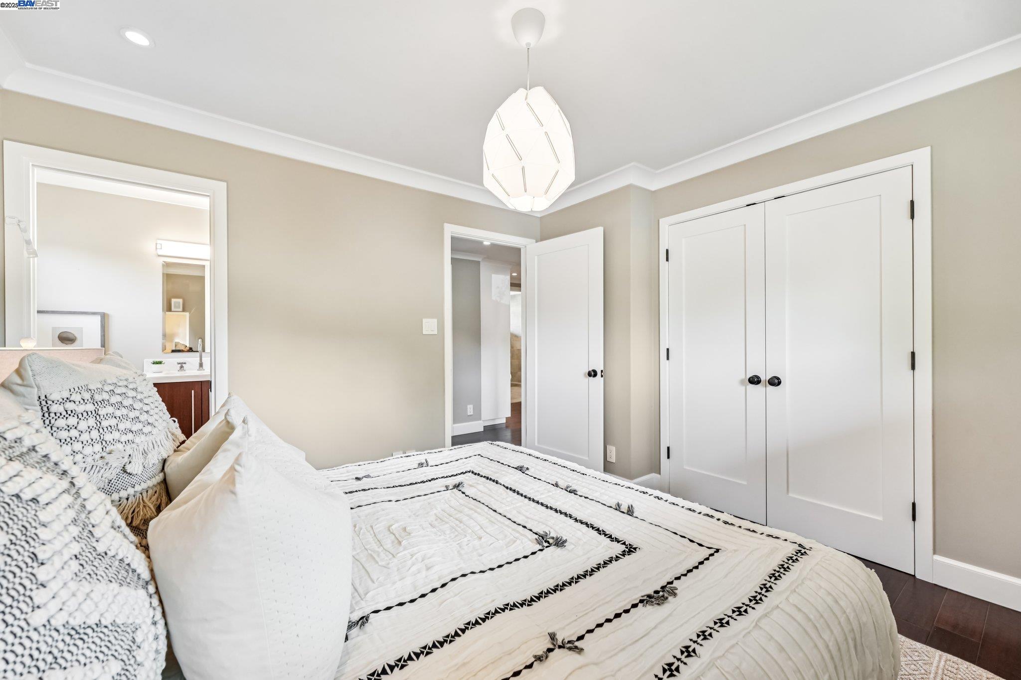 Detail Gallery Image 33 of 45 For 24 Archery Ct, El Sobrante,  CA 94803 - 3 Beds | 3 Baths