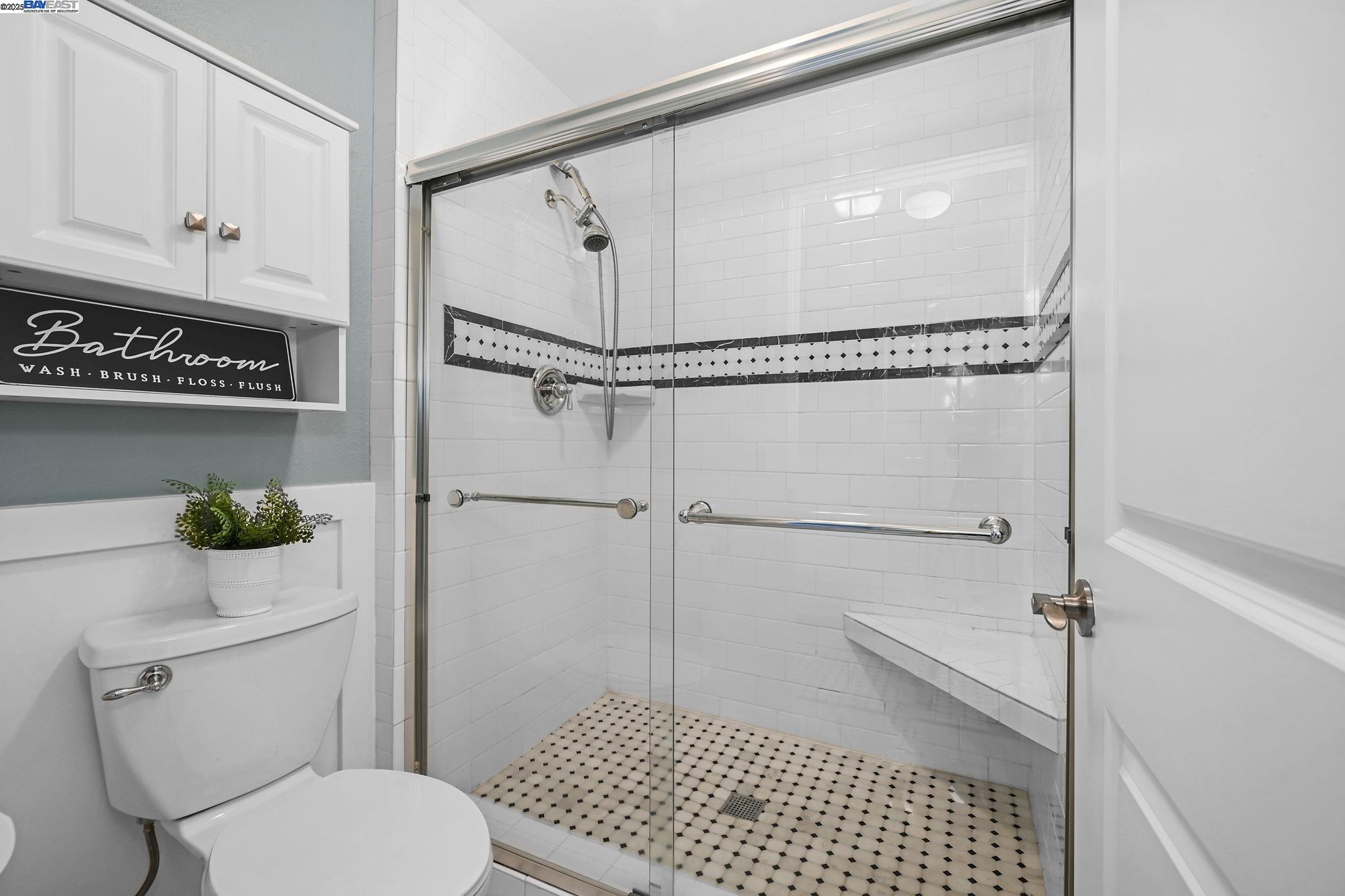 Photo #15: 41102911 Listing: Photo #15