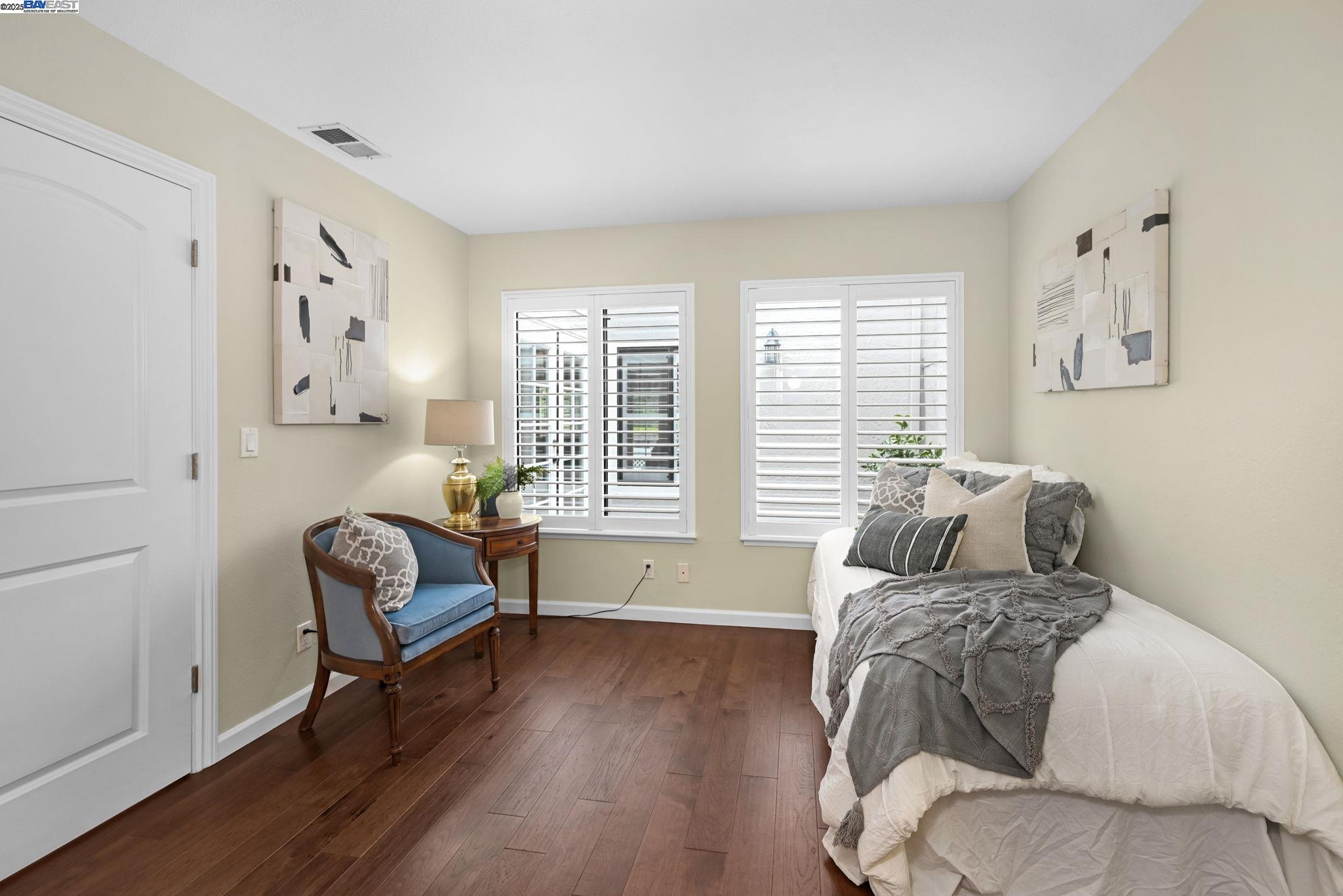 Photo #9: 41102911 Listing: Photo #9